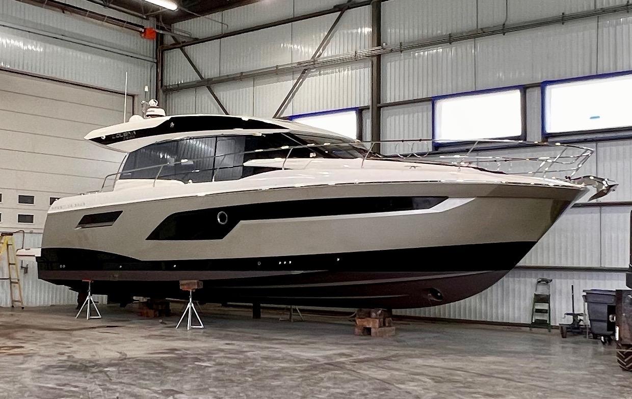 2018 Prestige 520S