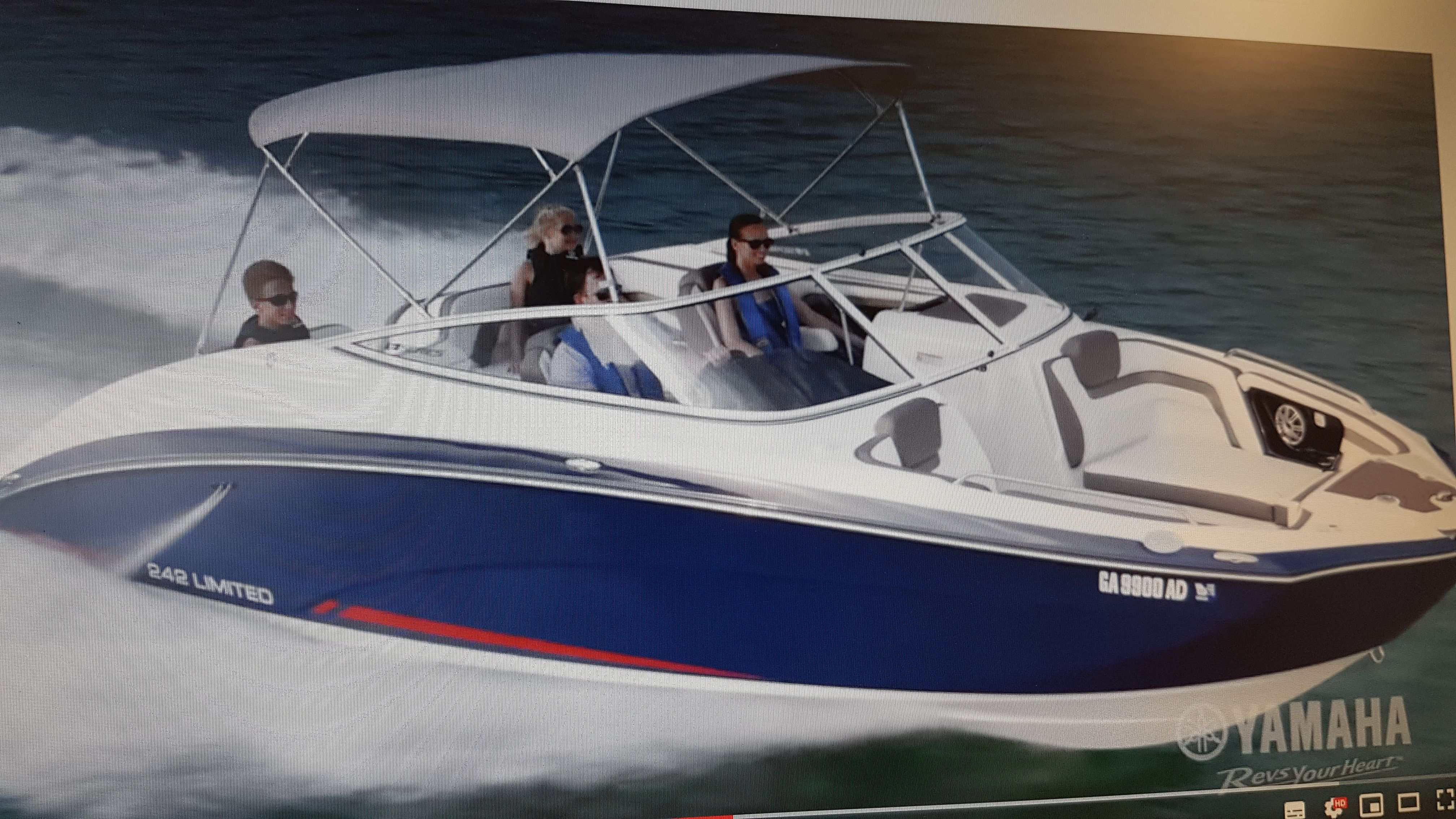 2016 Yamaha Boats 242 Limited E-Series