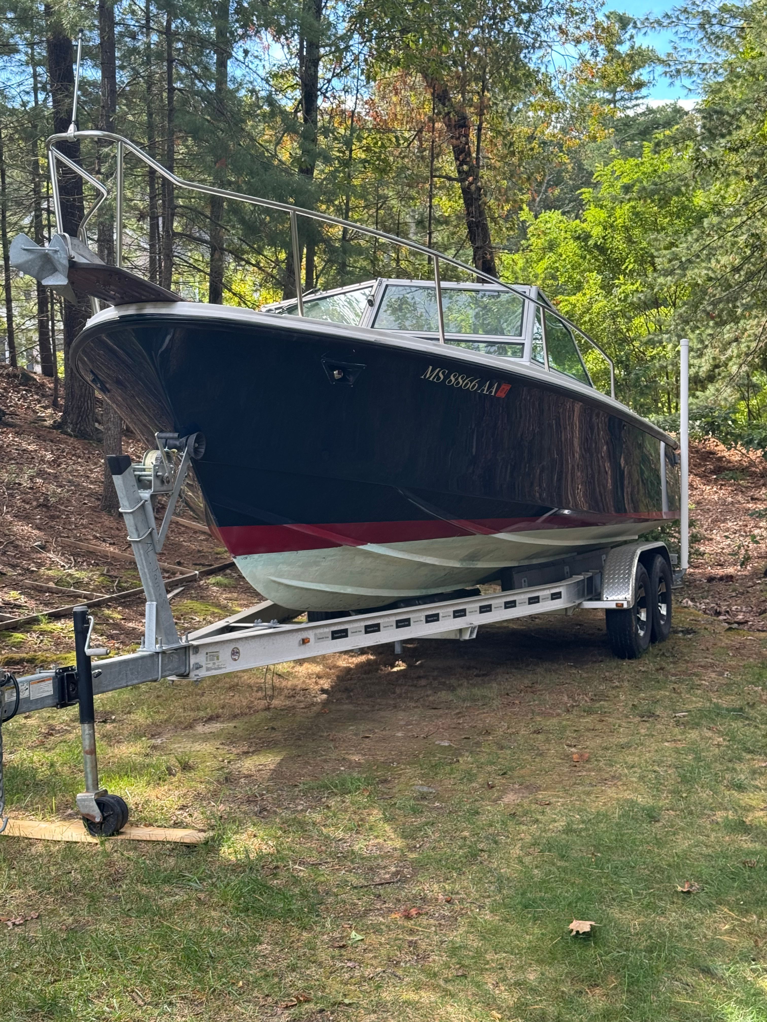 1989 Limestone 24 Runabout