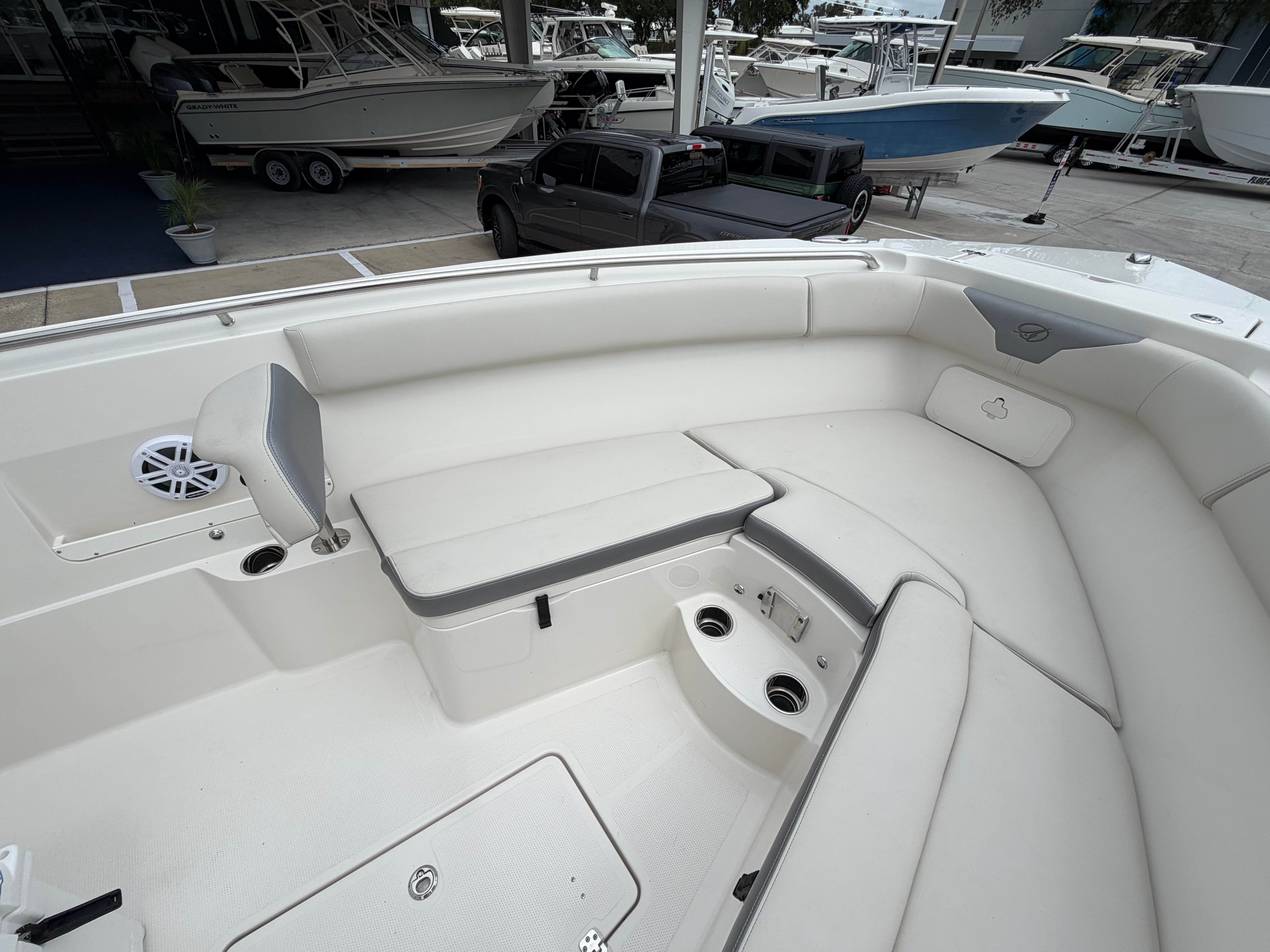 2026 SAILFISH 290 CC - Image 20