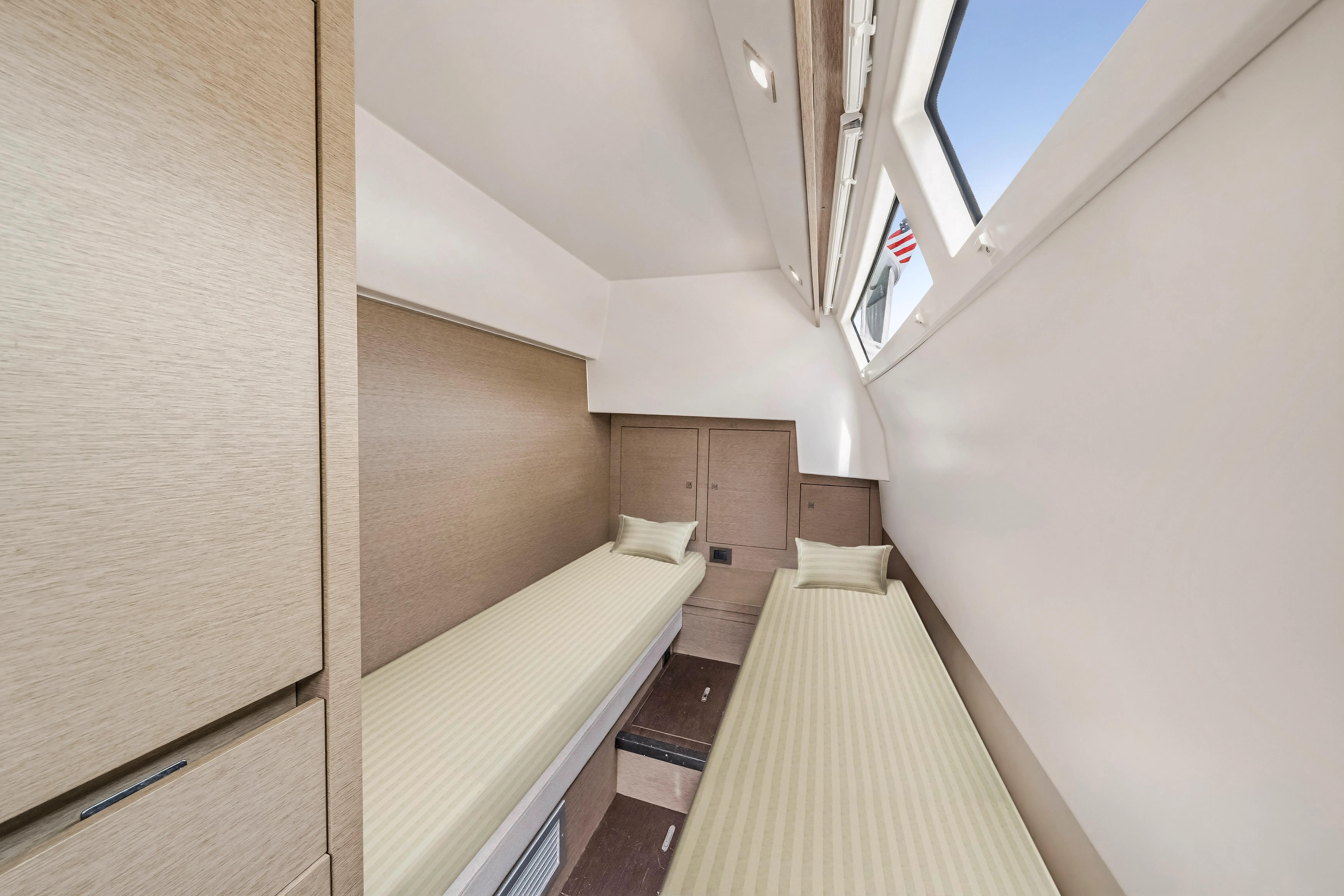 2018 Prestige 630 - Image 56
