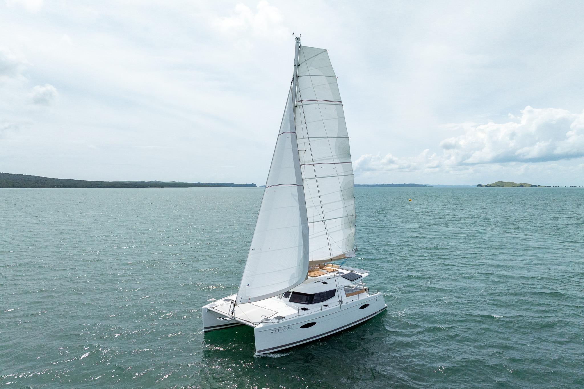 2013 Fountaine Pajot Helia 44