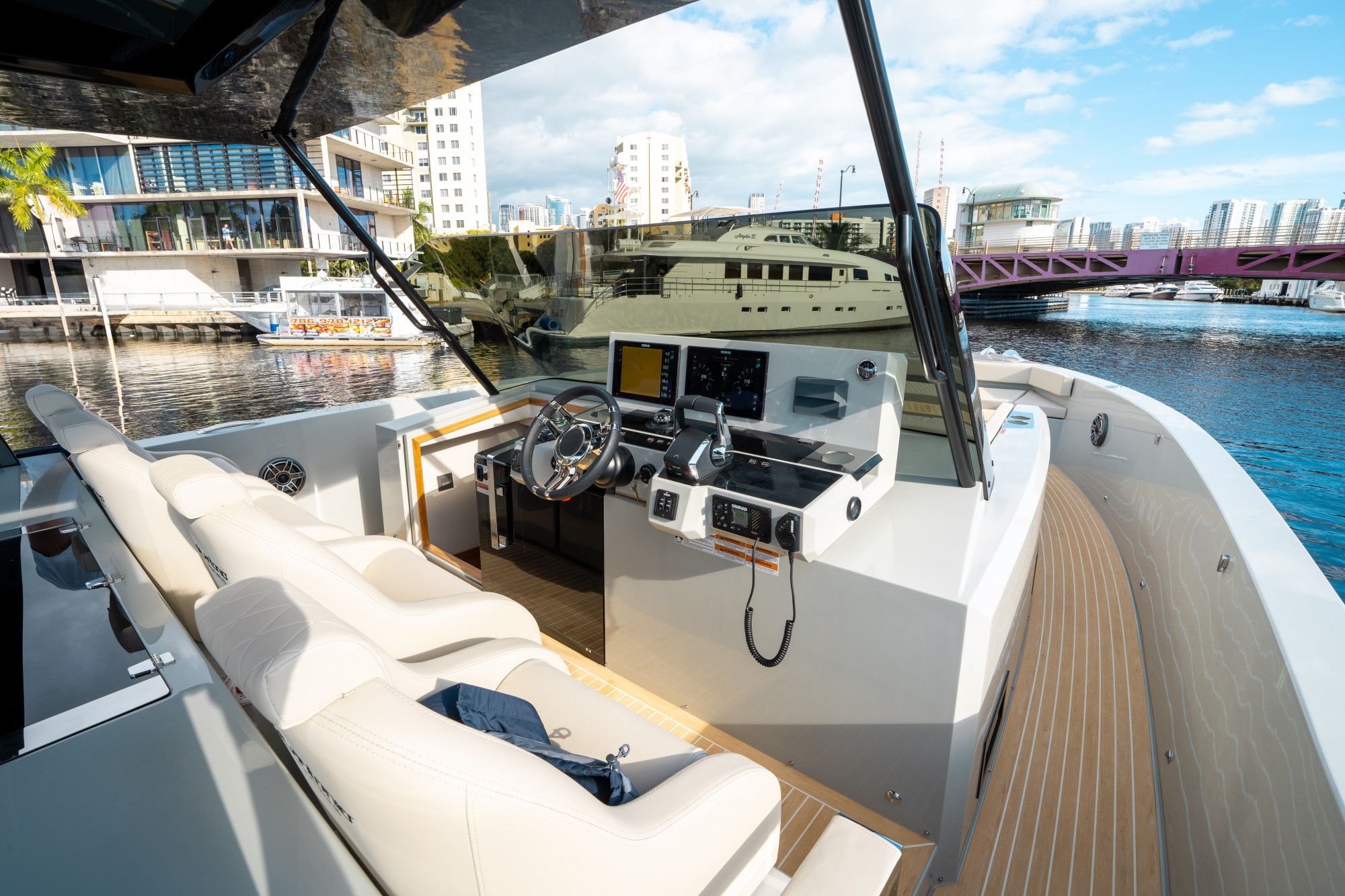 2025 De Antonio Yachts D50 OPEN - 25