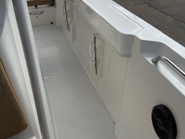 2026 Bayliner Trophy T22CC - 24