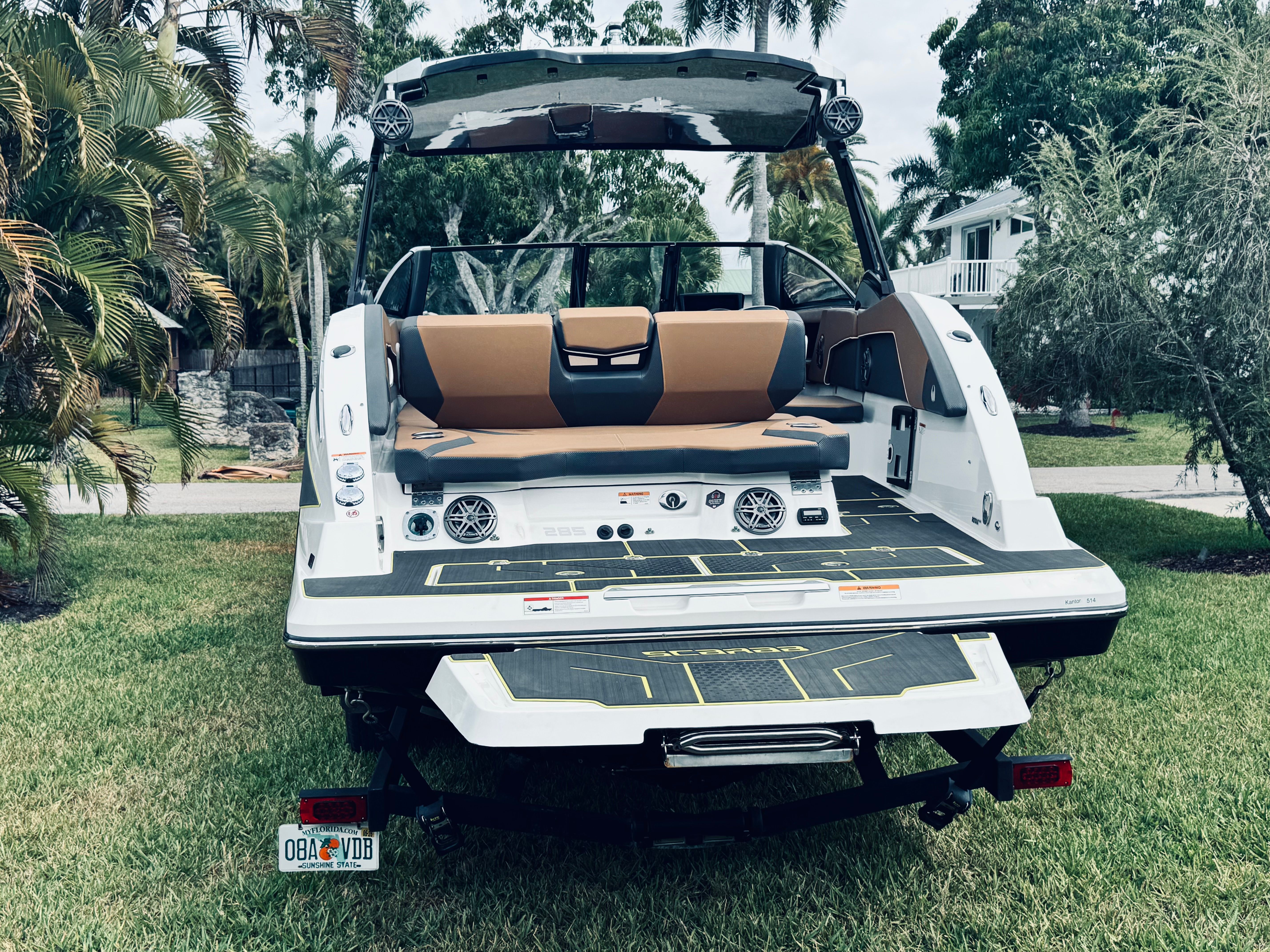 2024 Scarab 285 ID factory Tour boat - 21