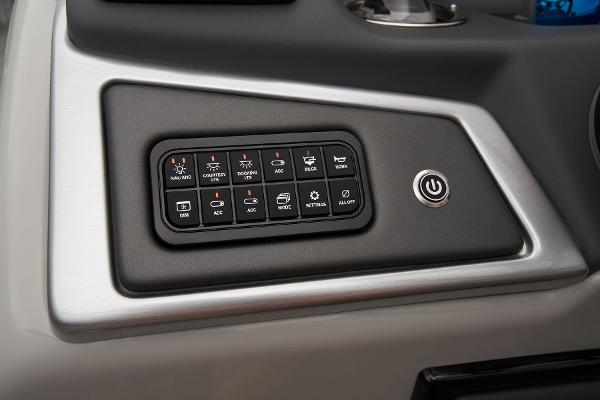2024 Ranger Reata 223C - 40