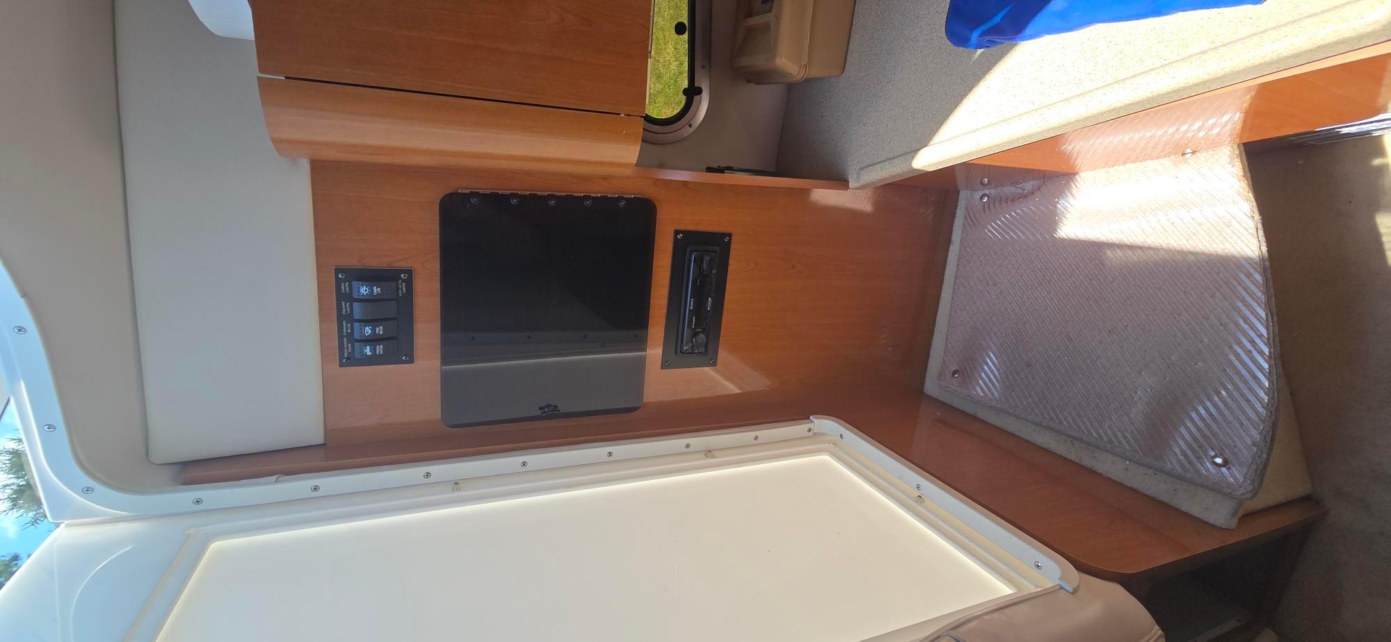 2001 Four Winns 268 Vista - 16