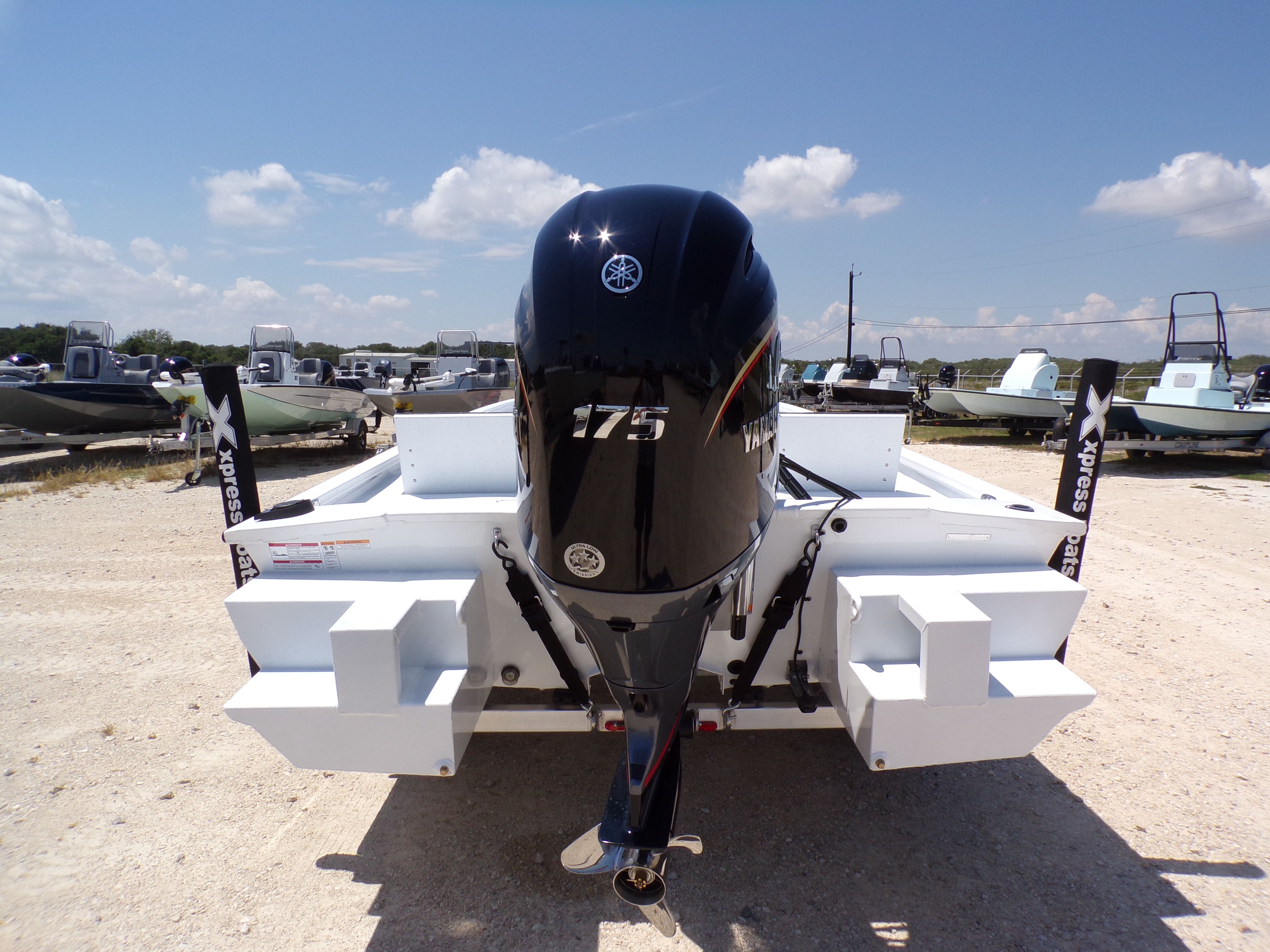 2026 Xpress SW22B - 11