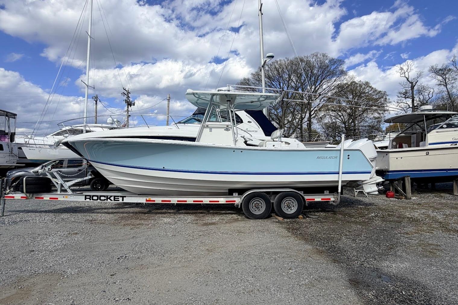 2006 Regulator 29 Forward Seating