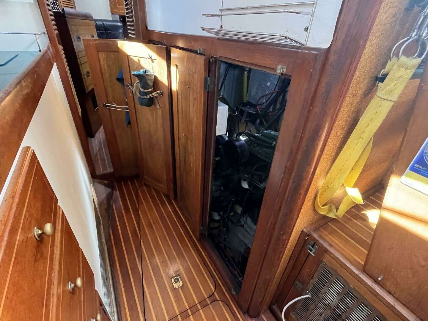 1993 Med Marine Montevideo - Image 40