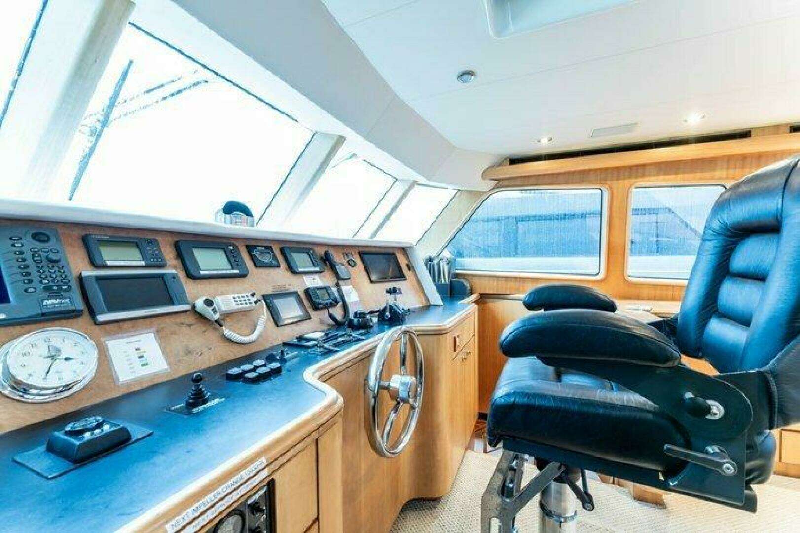 2004 Cheoy Lee 81 Sport Yacht - Image 21