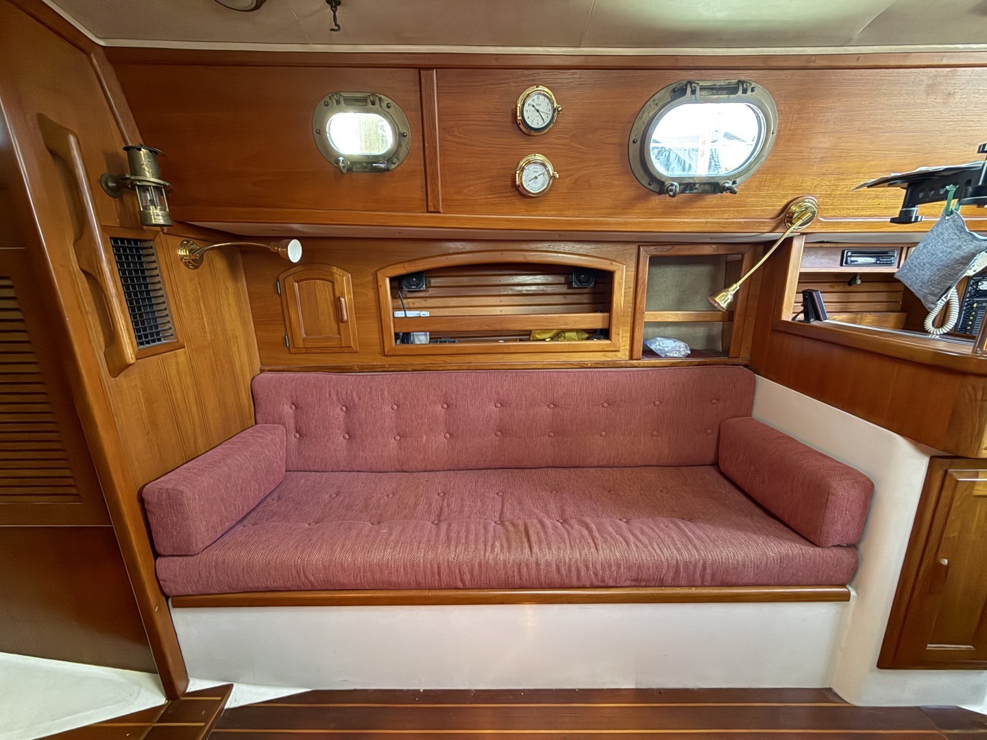 1987 Pacific Seacraft — - Image 39