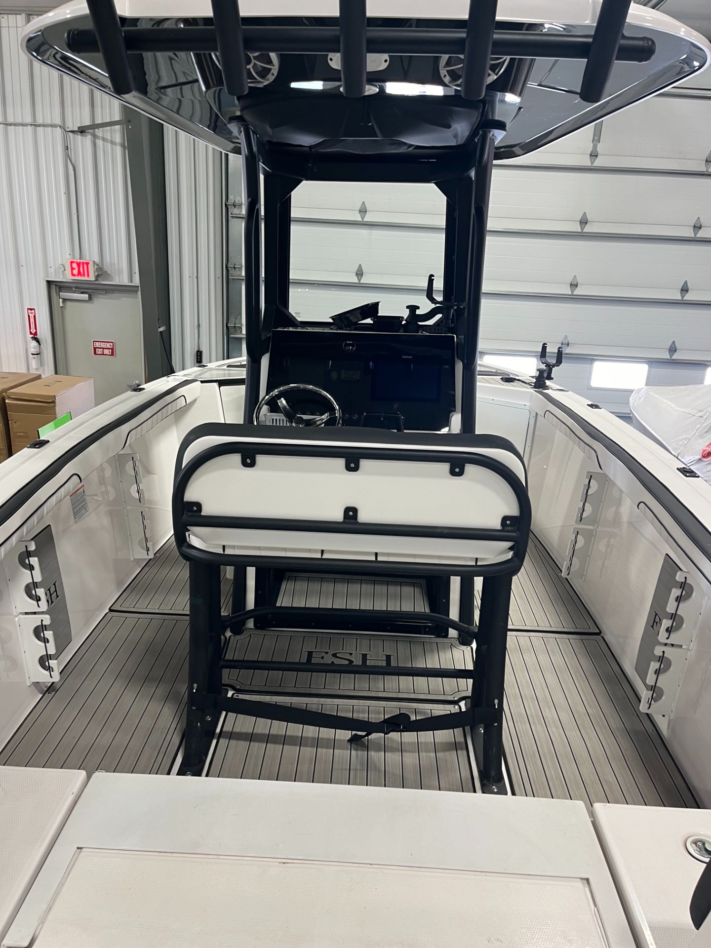 2023 Yamaha Boats 252 FSH Sport - 3