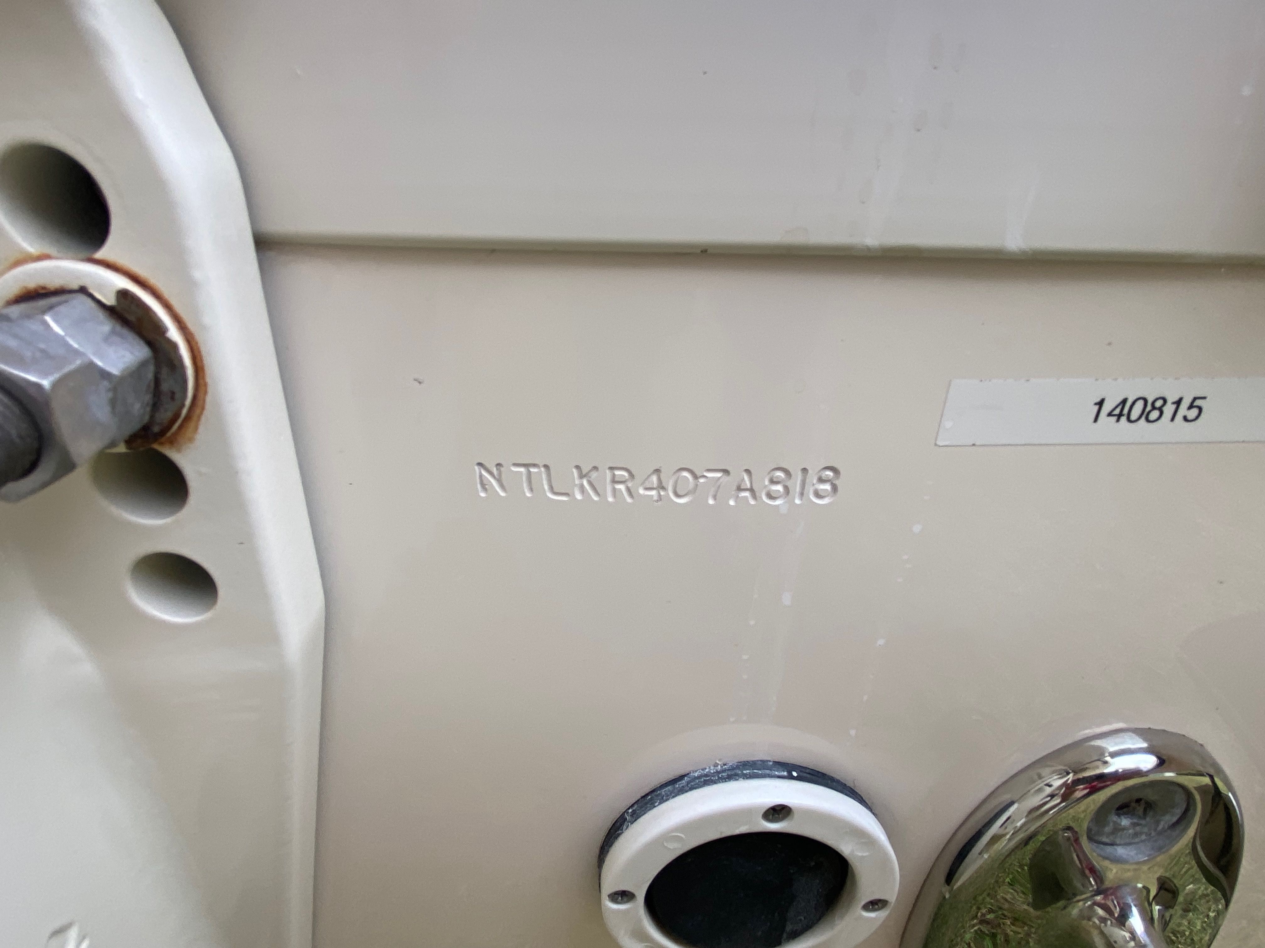 Serial number on Grady-White Freedom 235 boat, year 2018.