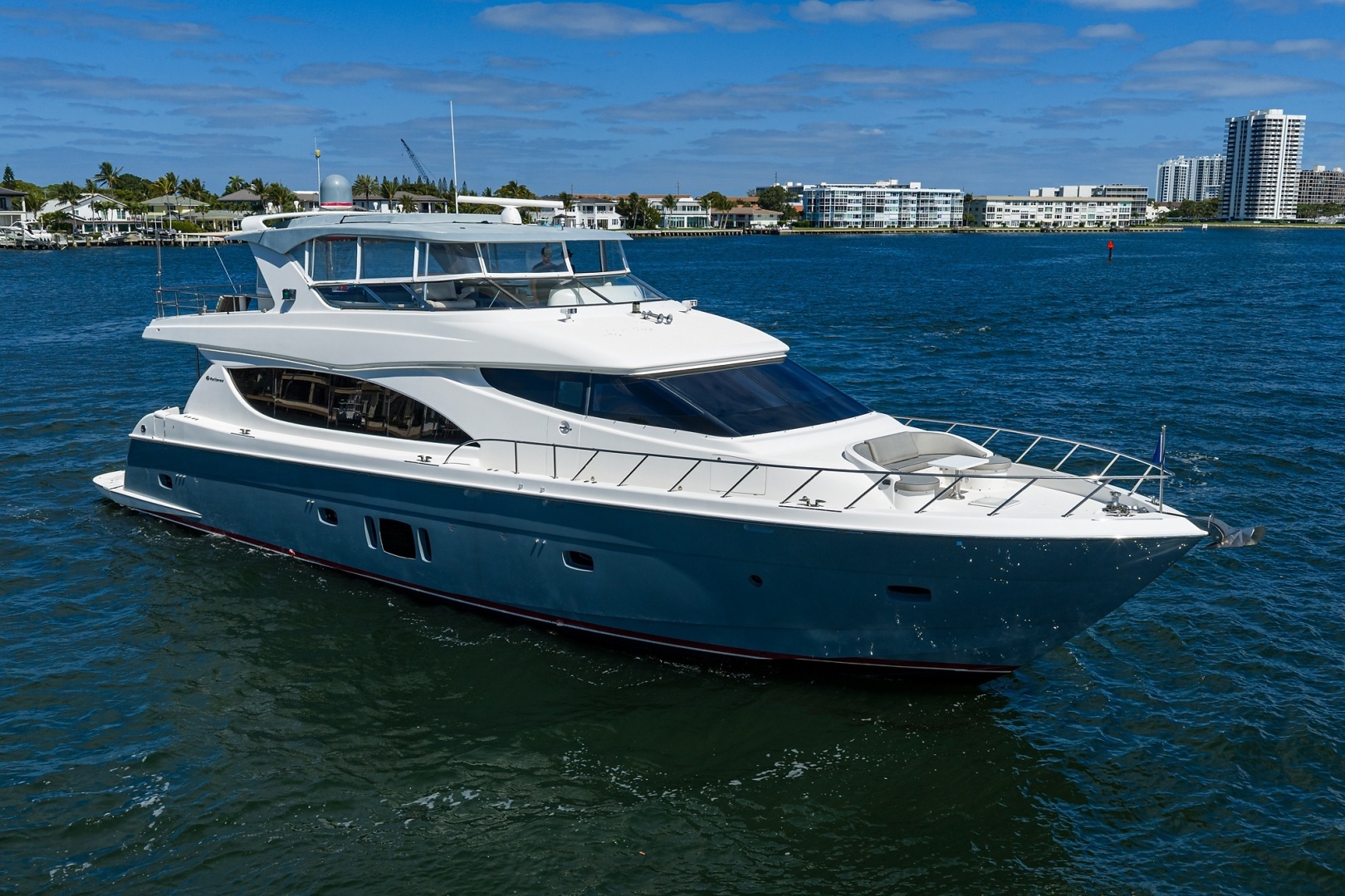 2013 Hatteras 80 Motor Yacht - Image 62