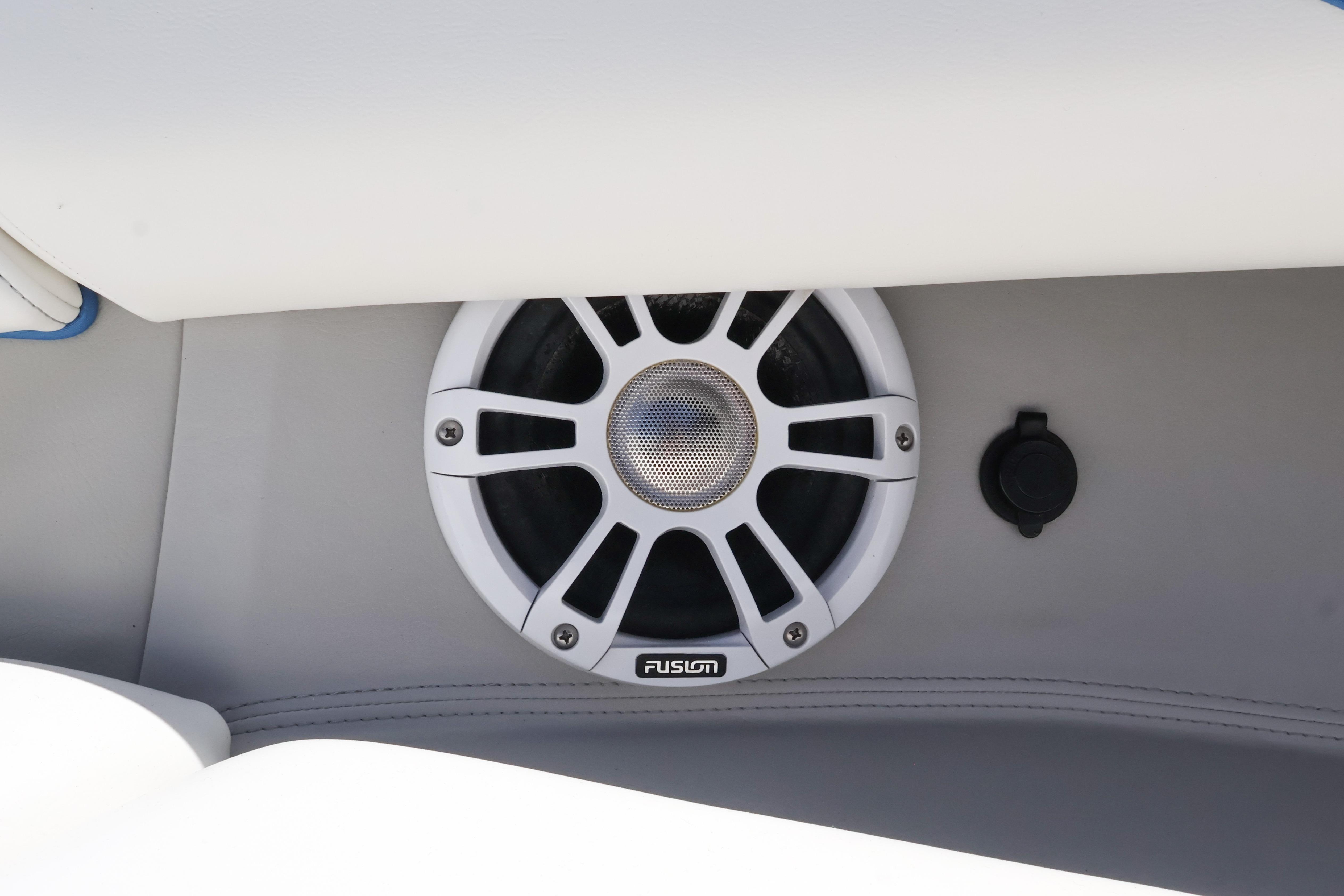 2020 Regal LX4 boat speaker system with Fusion audio.
