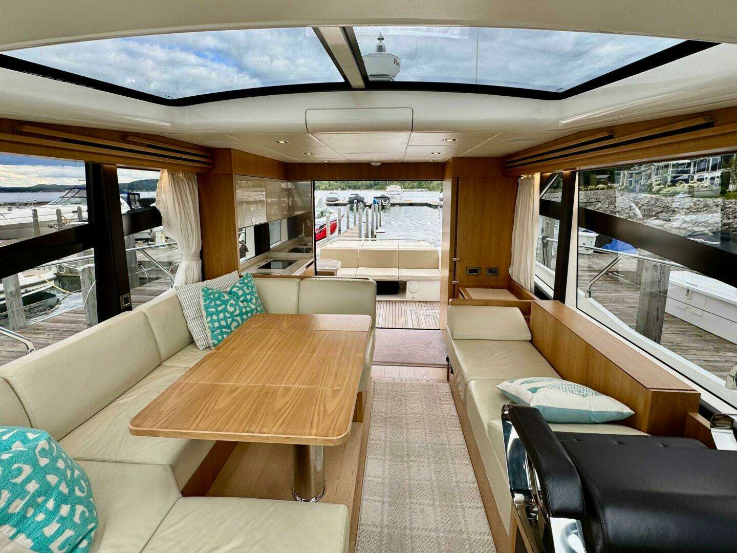 2016 Absolute 45 Sport Yacht - Image 64