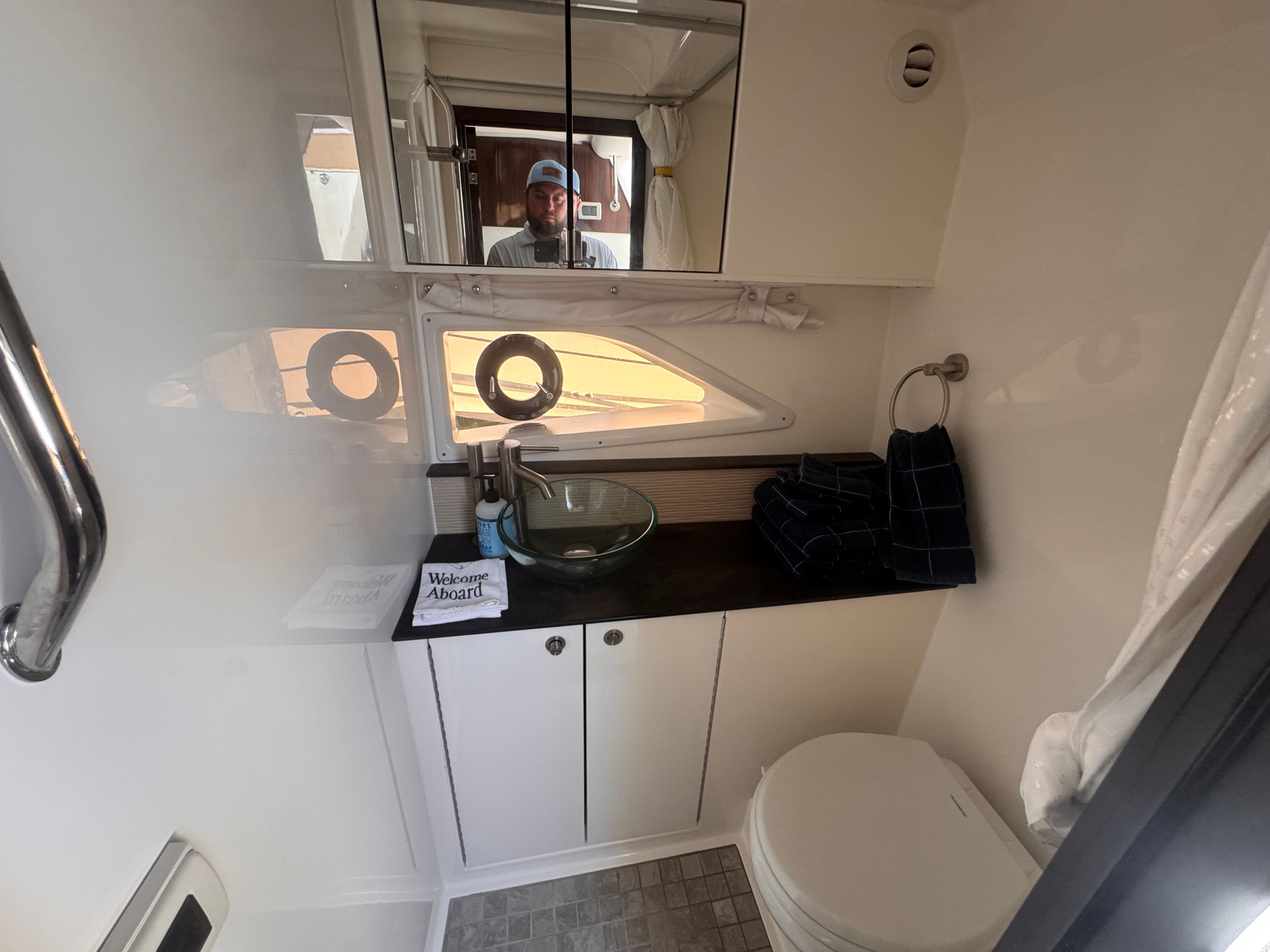 2019 Sea Ray Sundancer 320 - 26