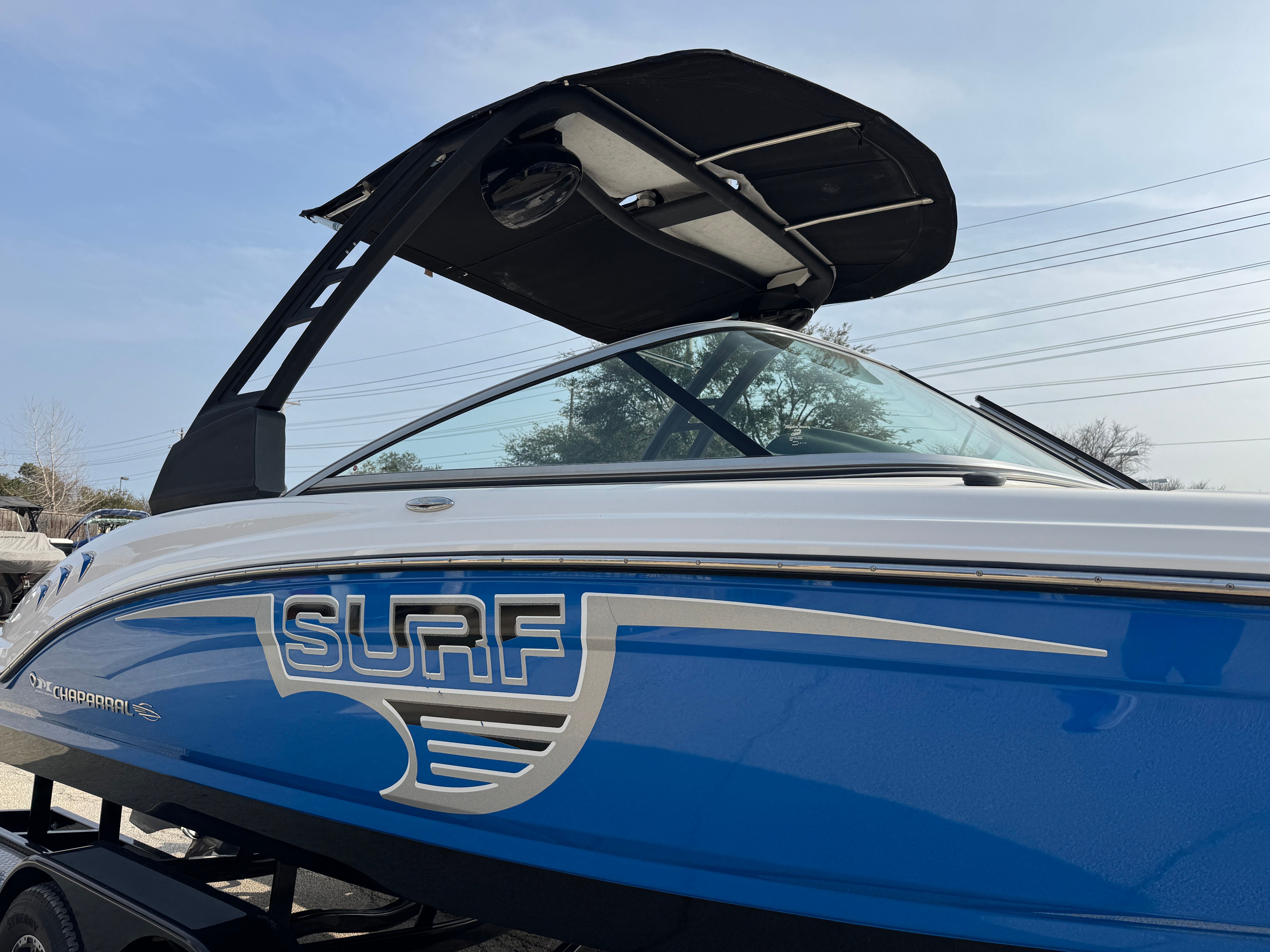 2019 CHAPARRAL 23 SURF - Image 22
