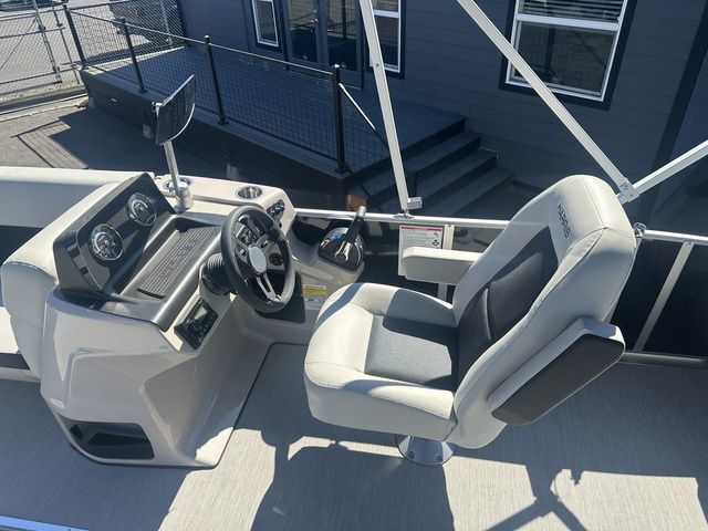 2025 Harris Breeze 230 CW - 10