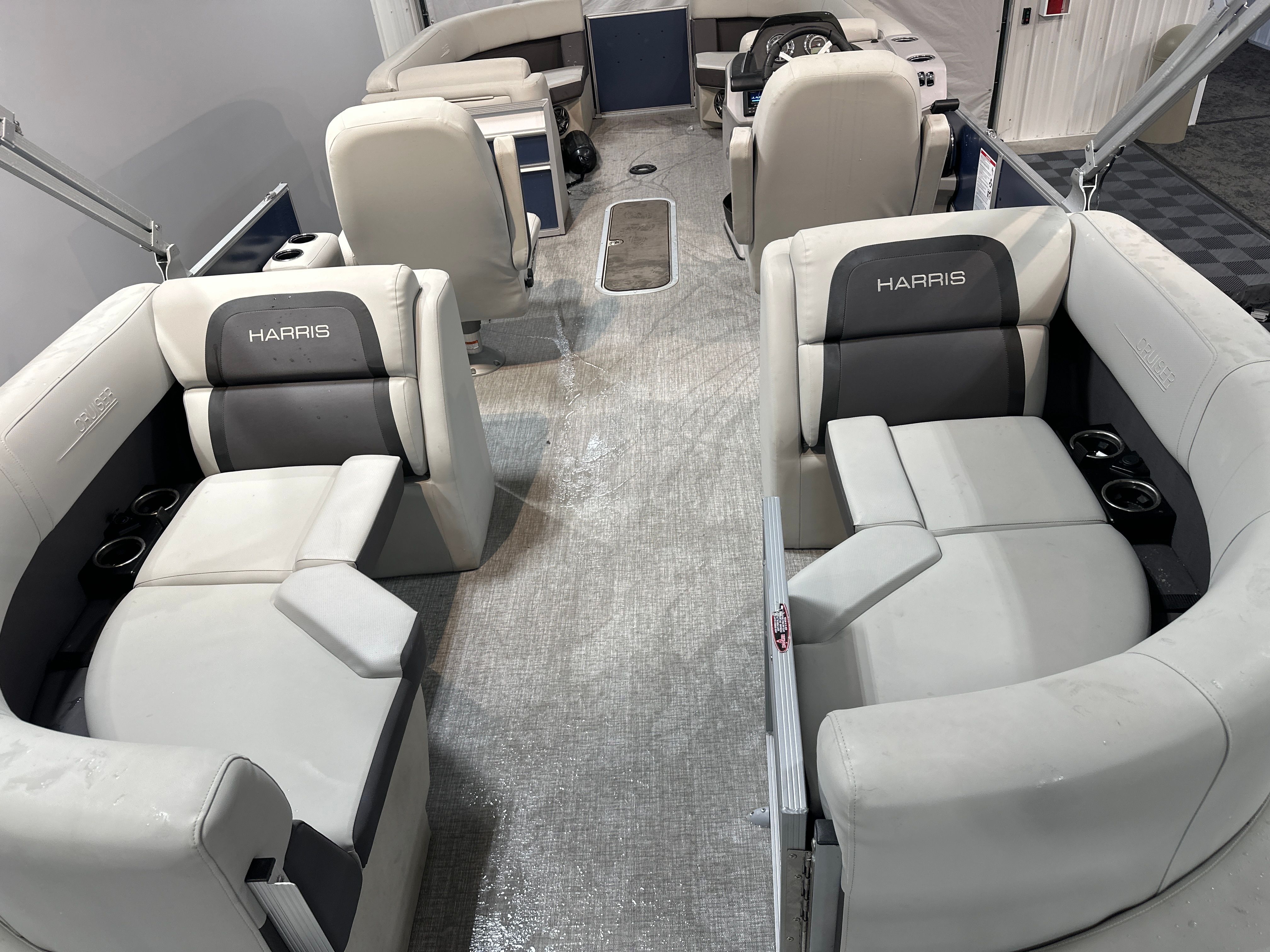2025 Harris Cruiser 230 - 11