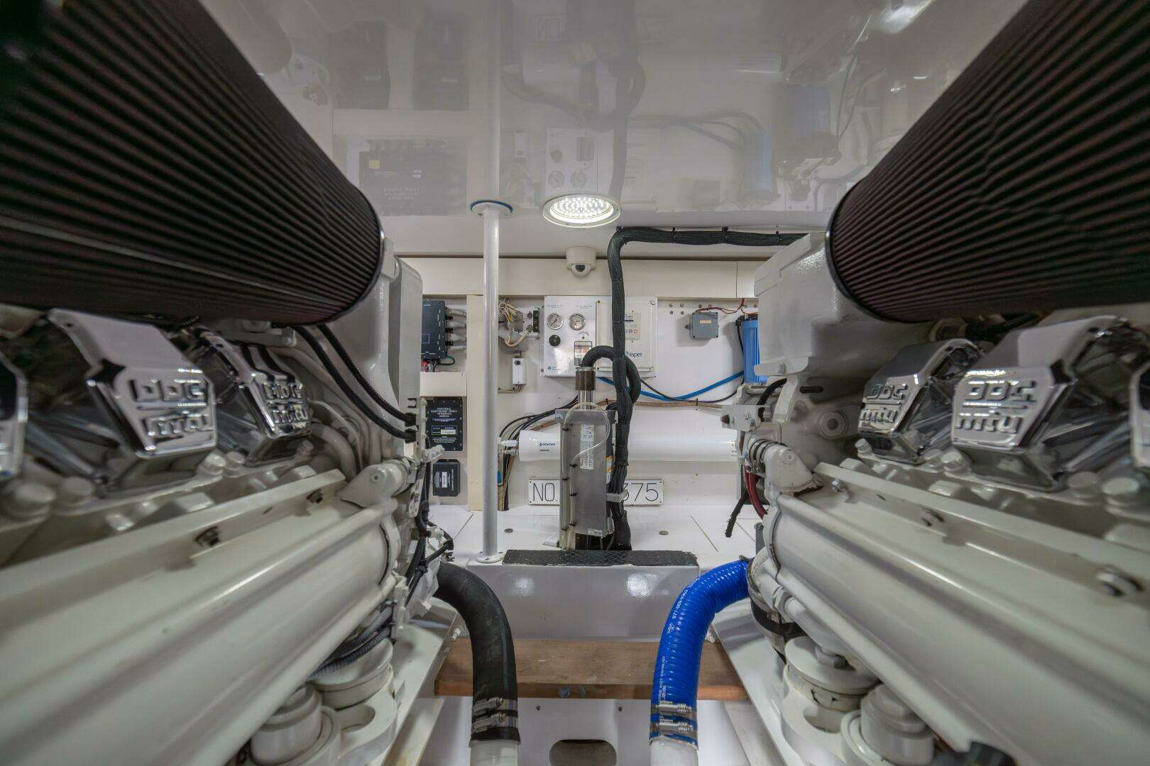 2006 Viking 56 Convertible - Image 74