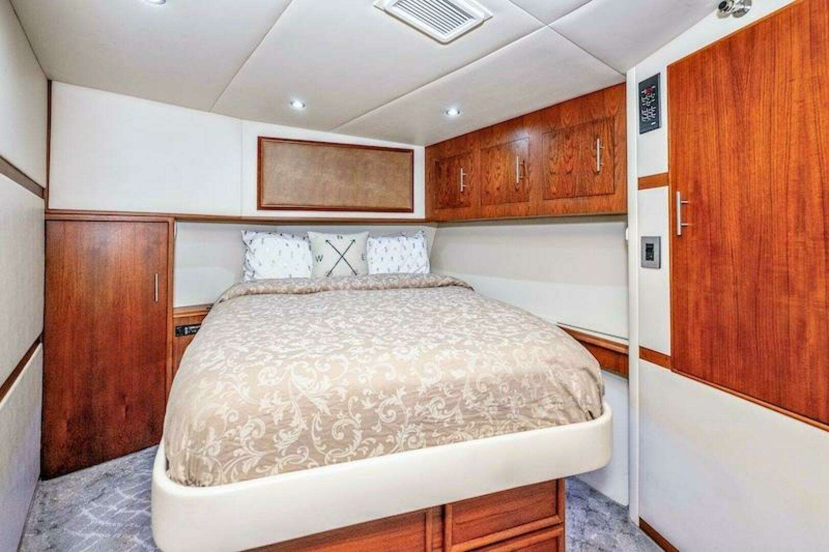 1991 Ocean Yachts Super Sport - Image 55