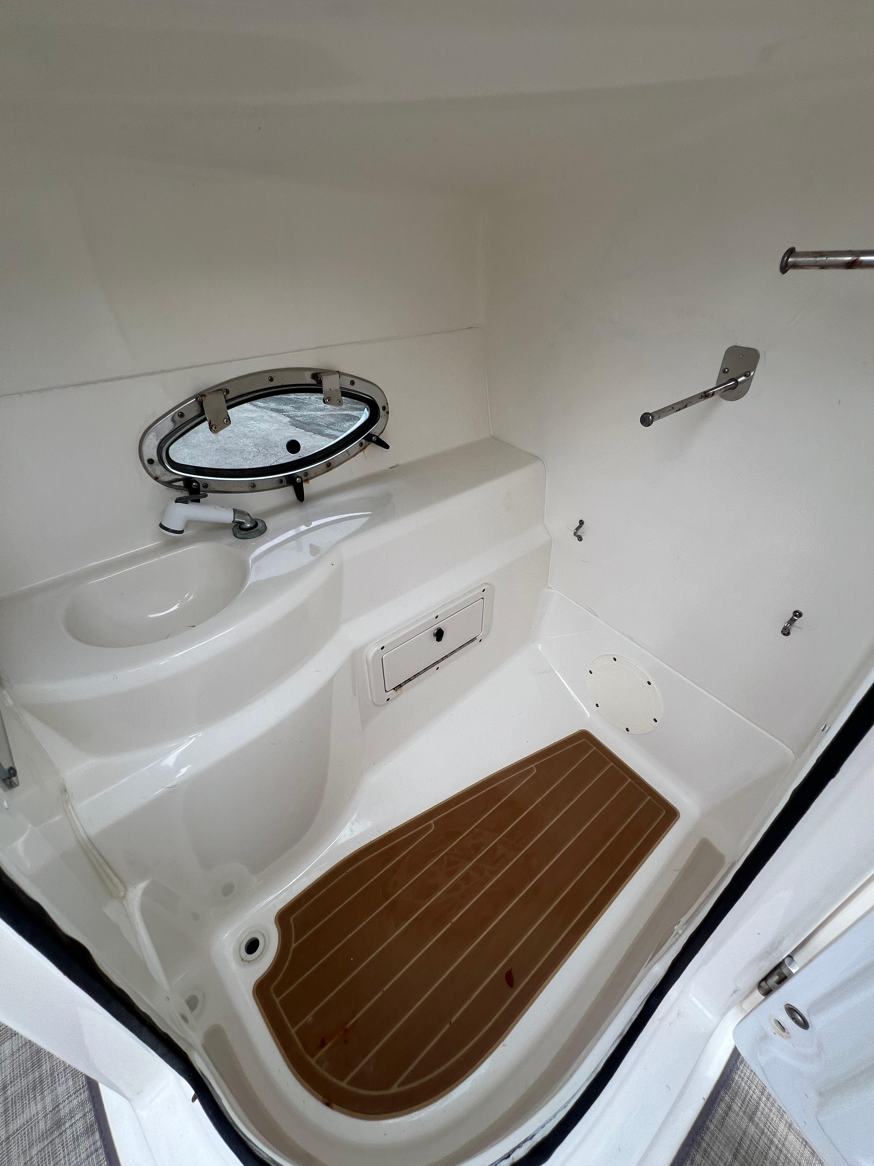 2018 NAUTICSTAR 243 DC - Image 14