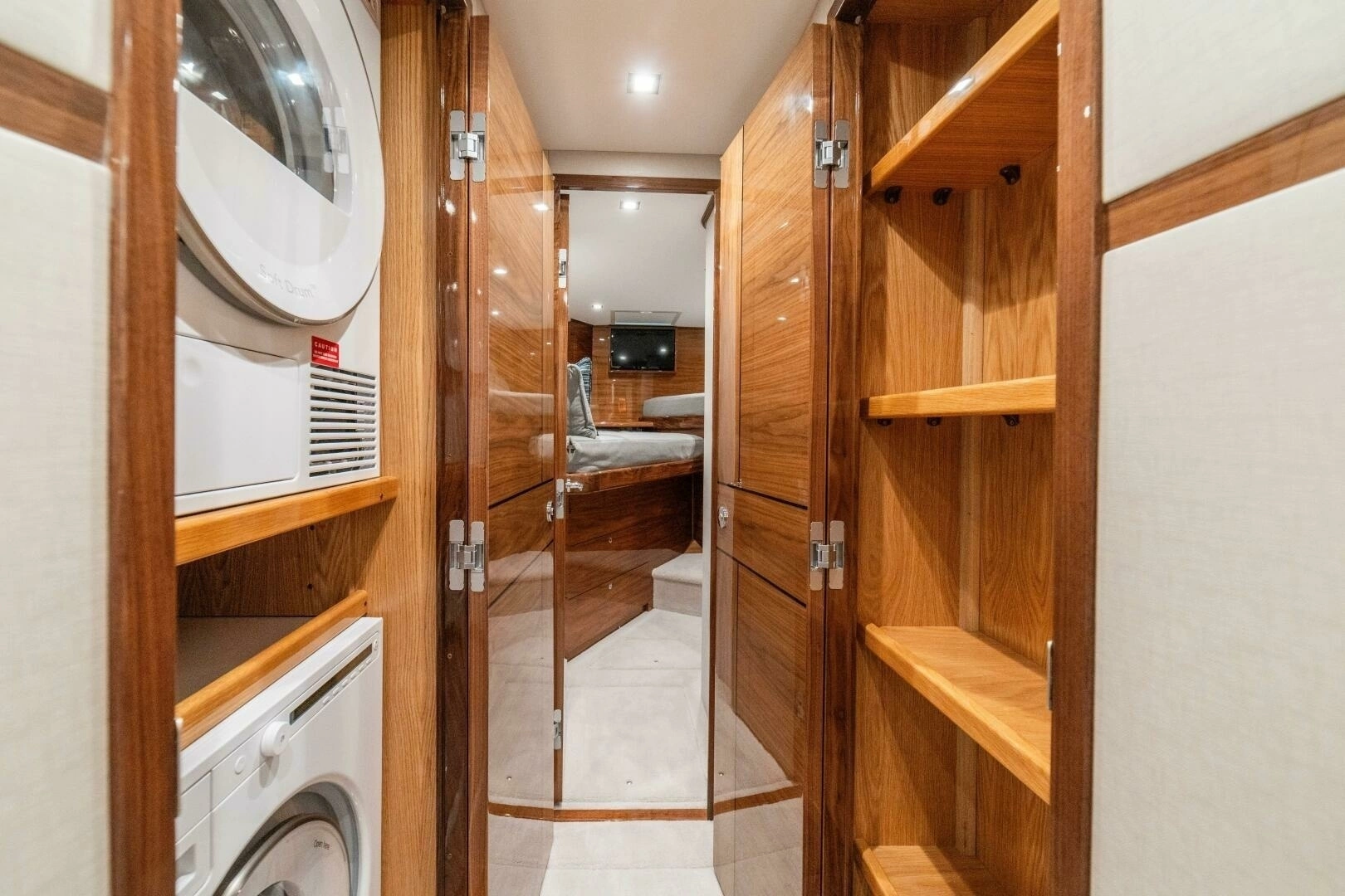 2027 Viking 64 Convertible - Image 21
