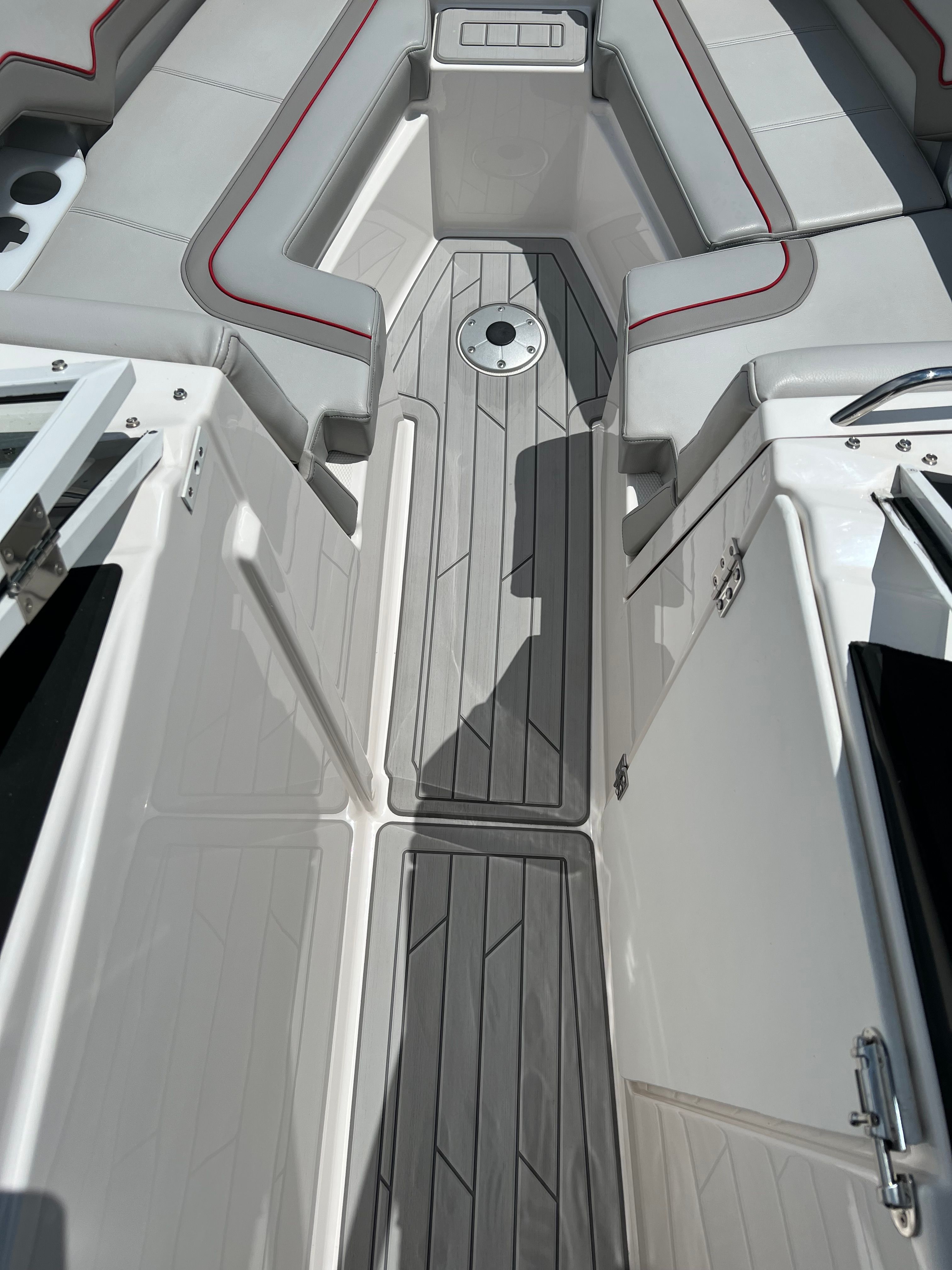 2023 Solara S 250DC - 16