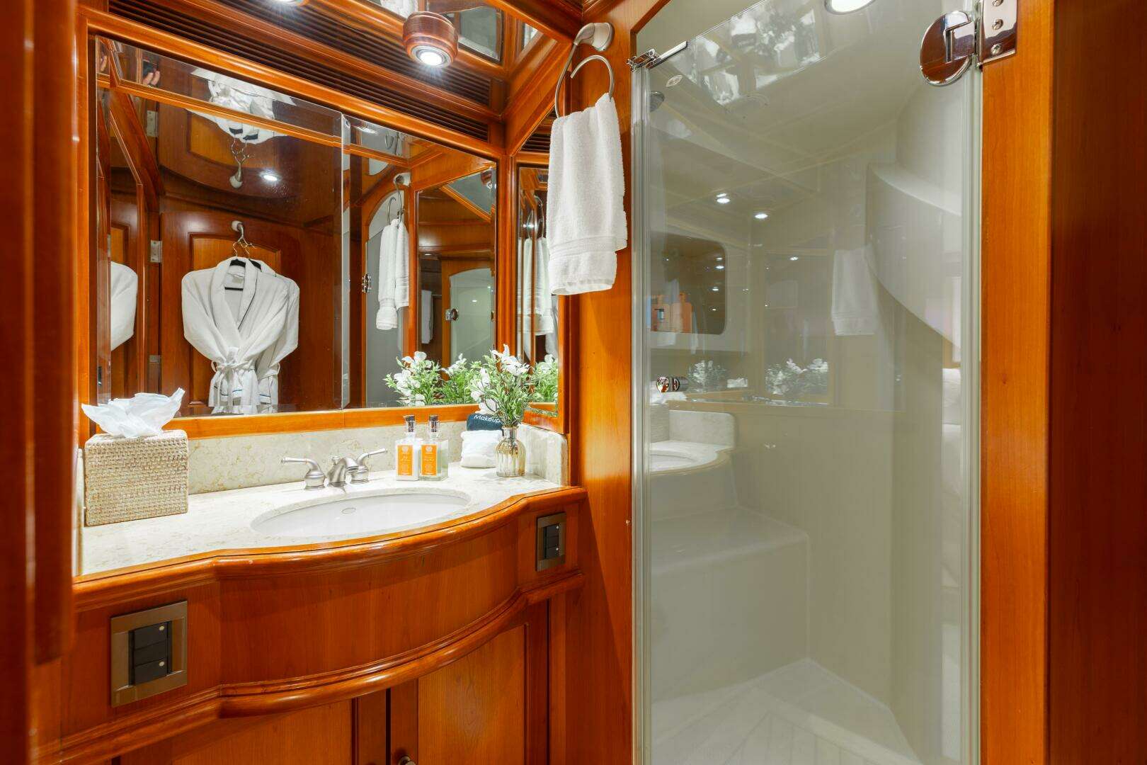 2007 President Tri-Deck - Image 23