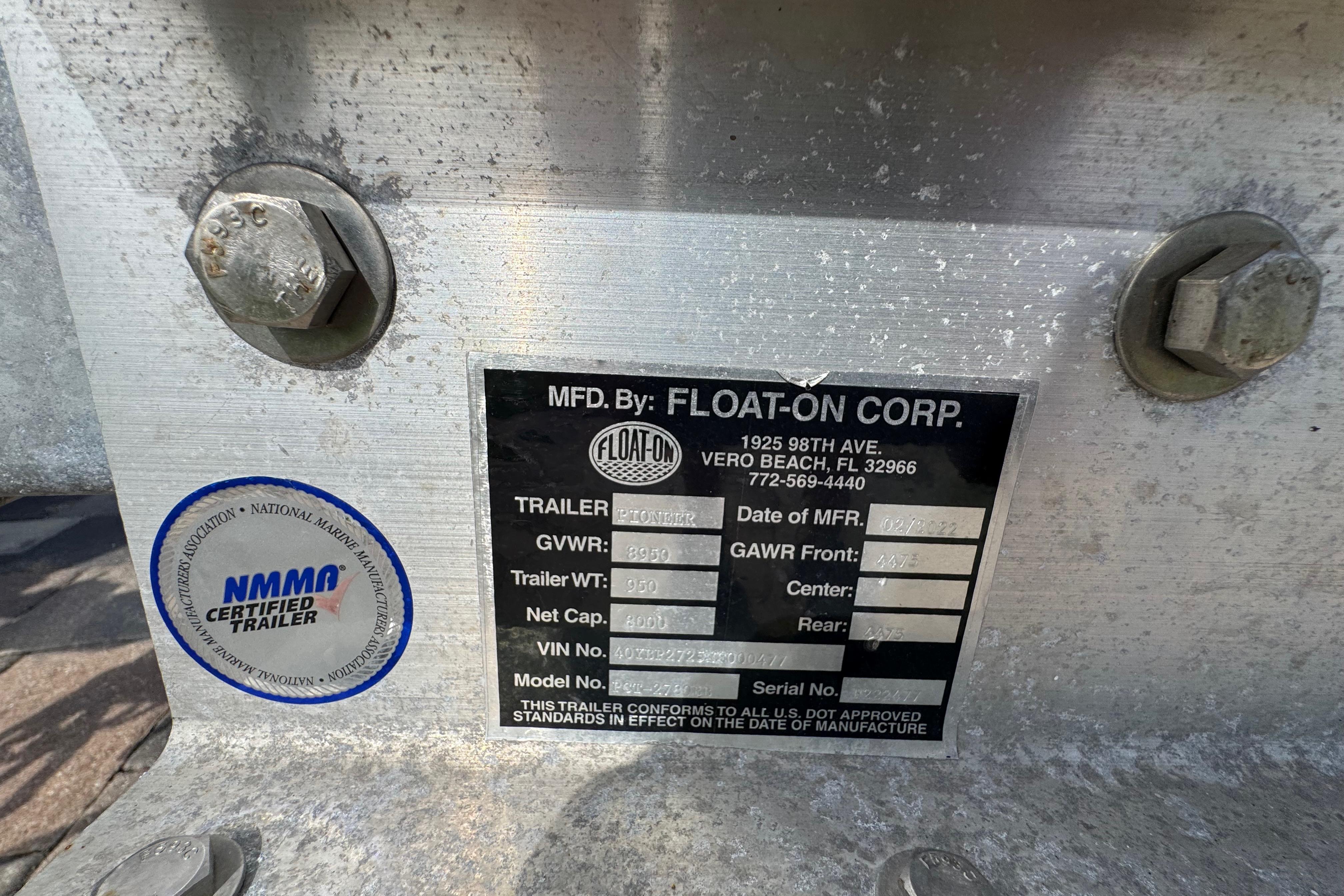 Float-On Corp trailer label with NMMA certification, Aquasport 2500 Center Console, 2022 model.