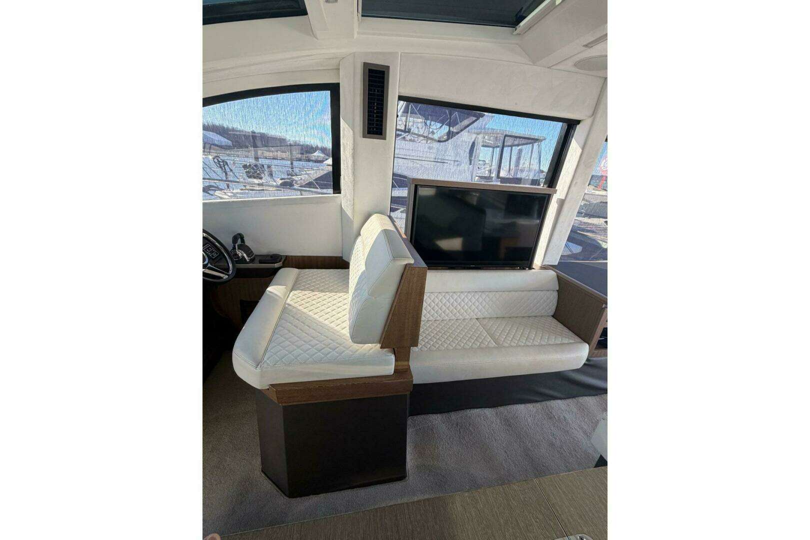 2019 Galeon 470 Sky - Image 16