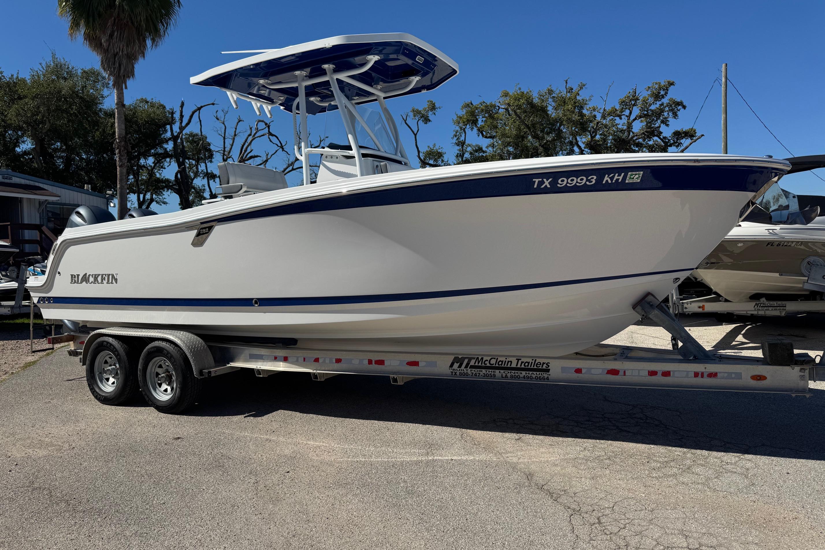 2021 Blackfin 252 CC