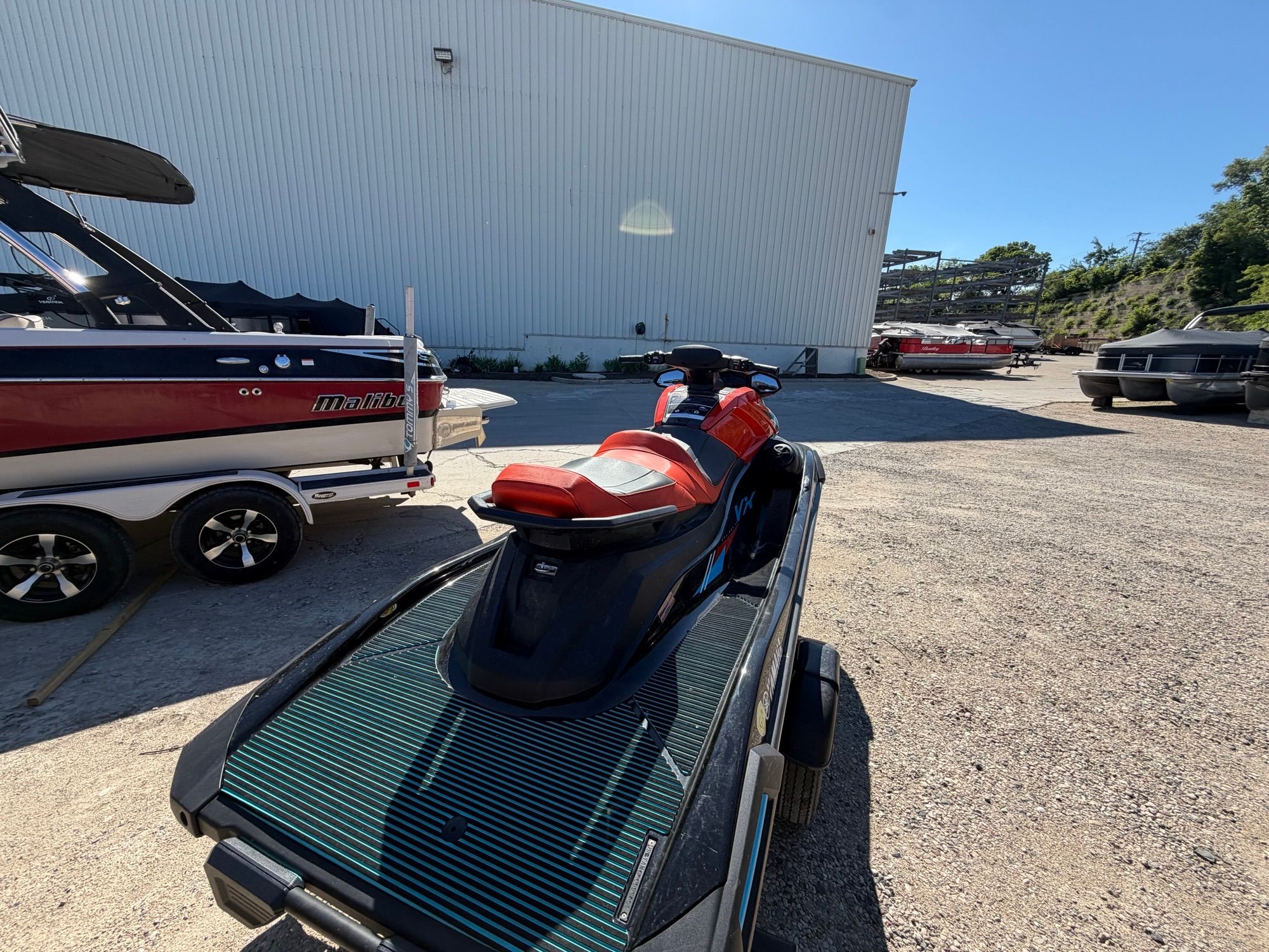 2022 Yamaha Boats VX18006 XB - 4
