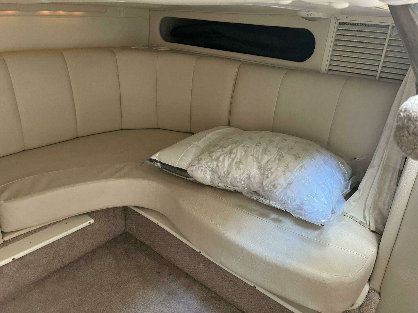 2000 Rinker Fiesta Vee 340 - Image 34