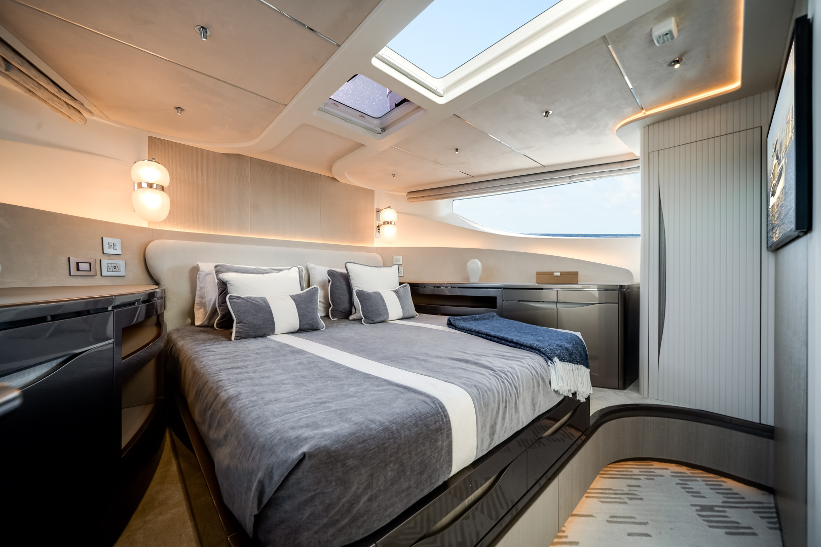 2026 Galeon 620 FLY - Image 36
