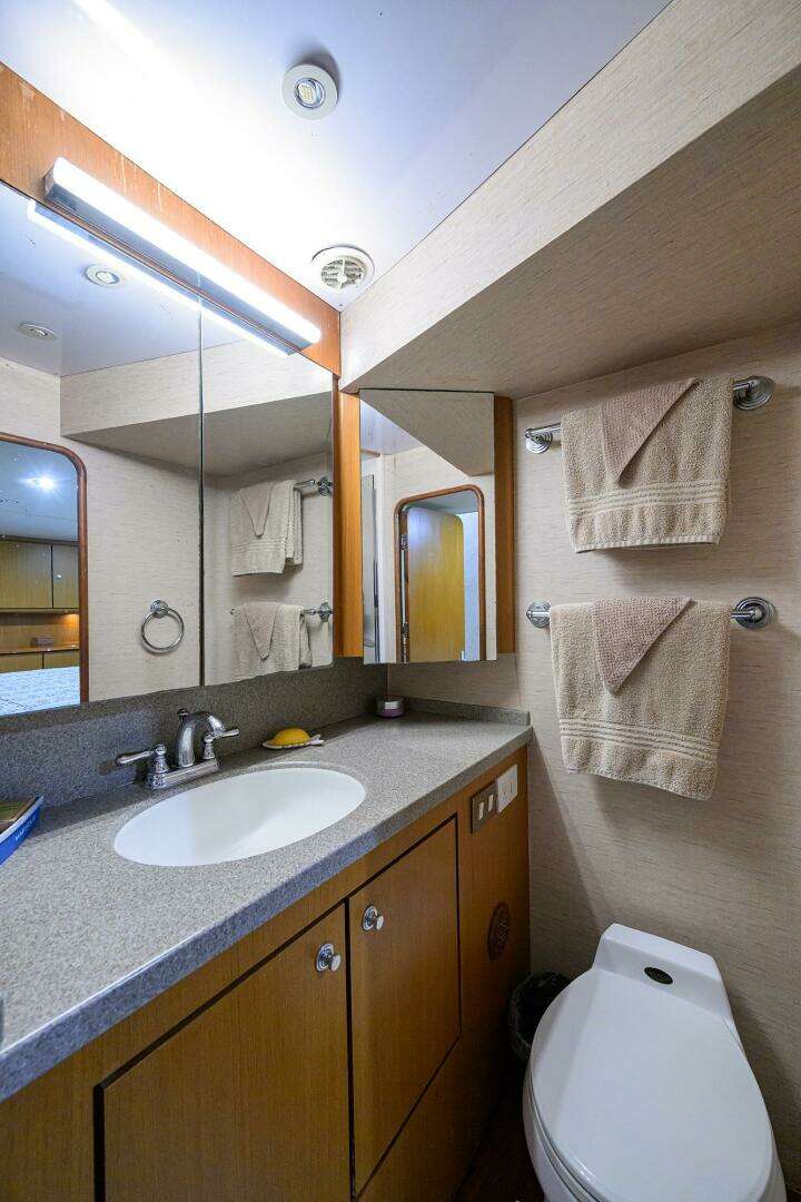 2001 Ocean Yachts 56 Super Sport - Image 65