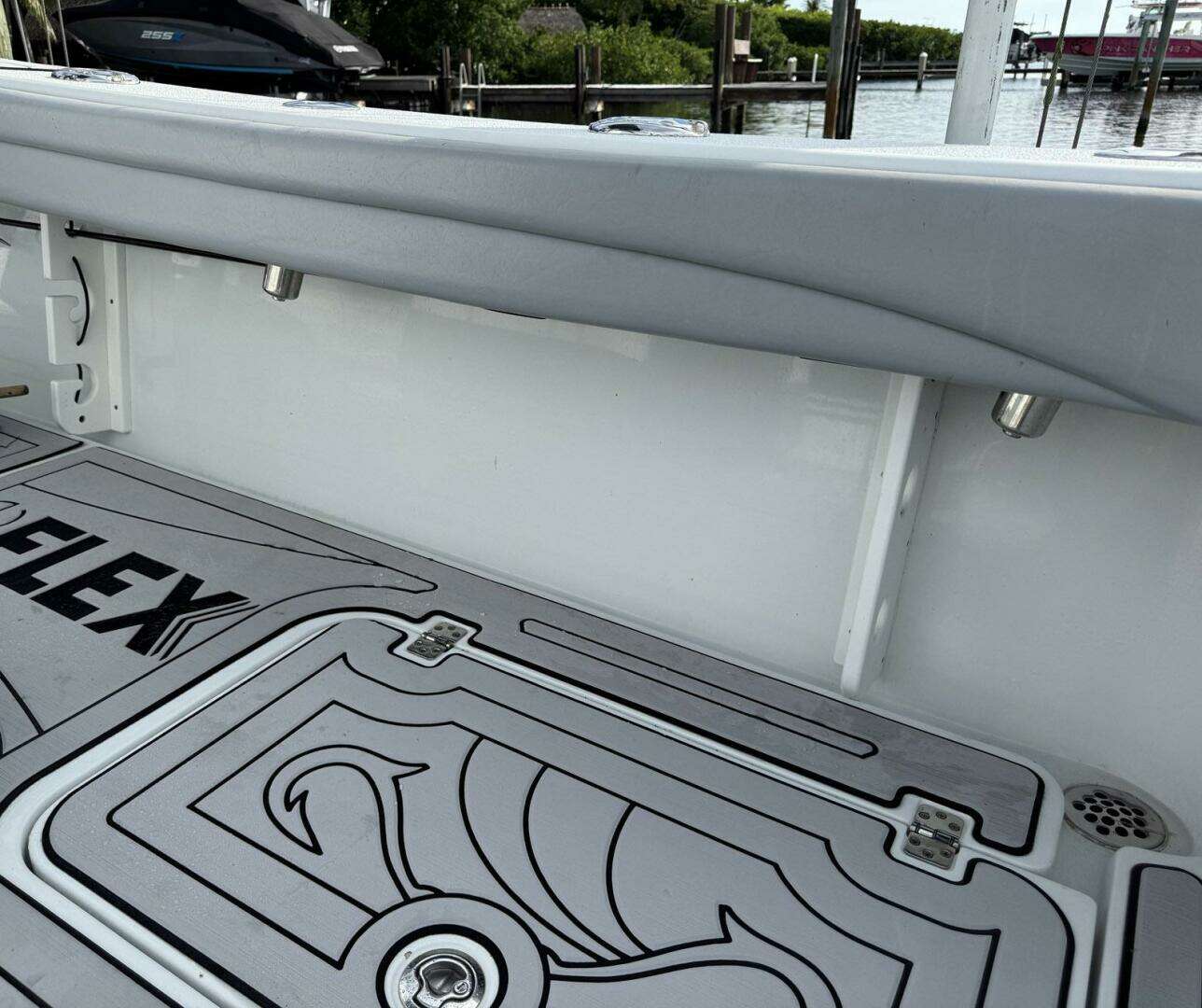2021 Yellowfin 26 Hybrid - Image 37