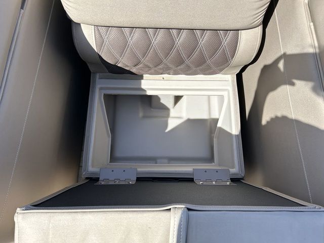 2019 Bennington 25 QSBIO - 18