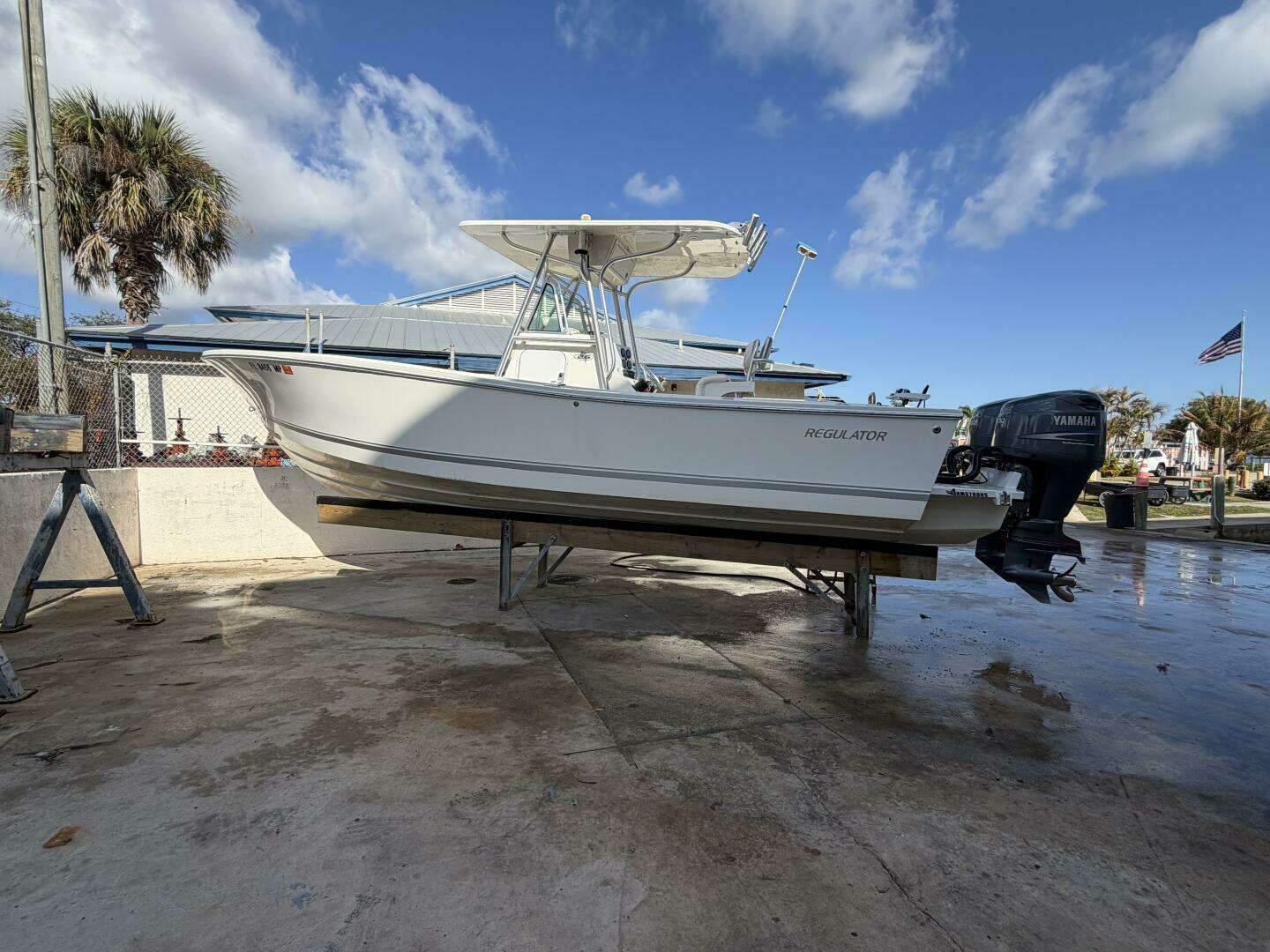 2004 Regulator — - Image 3