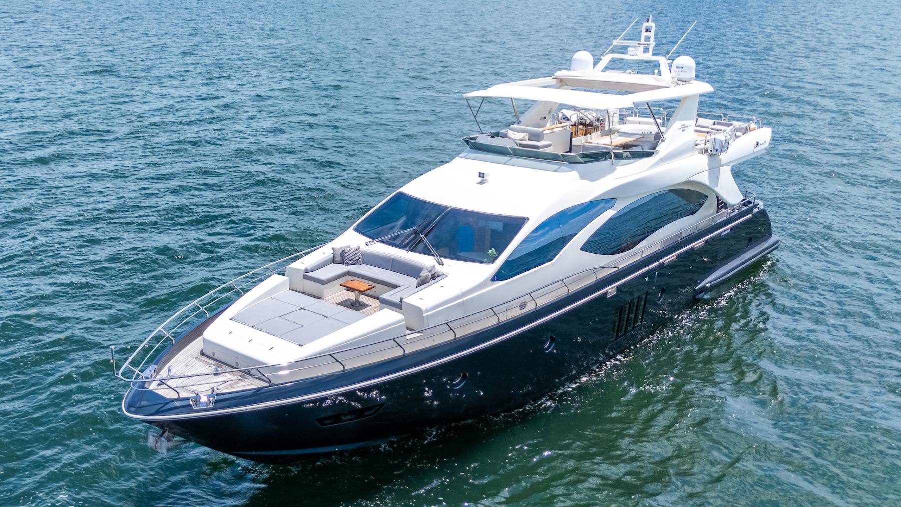 2013 Azimut 84