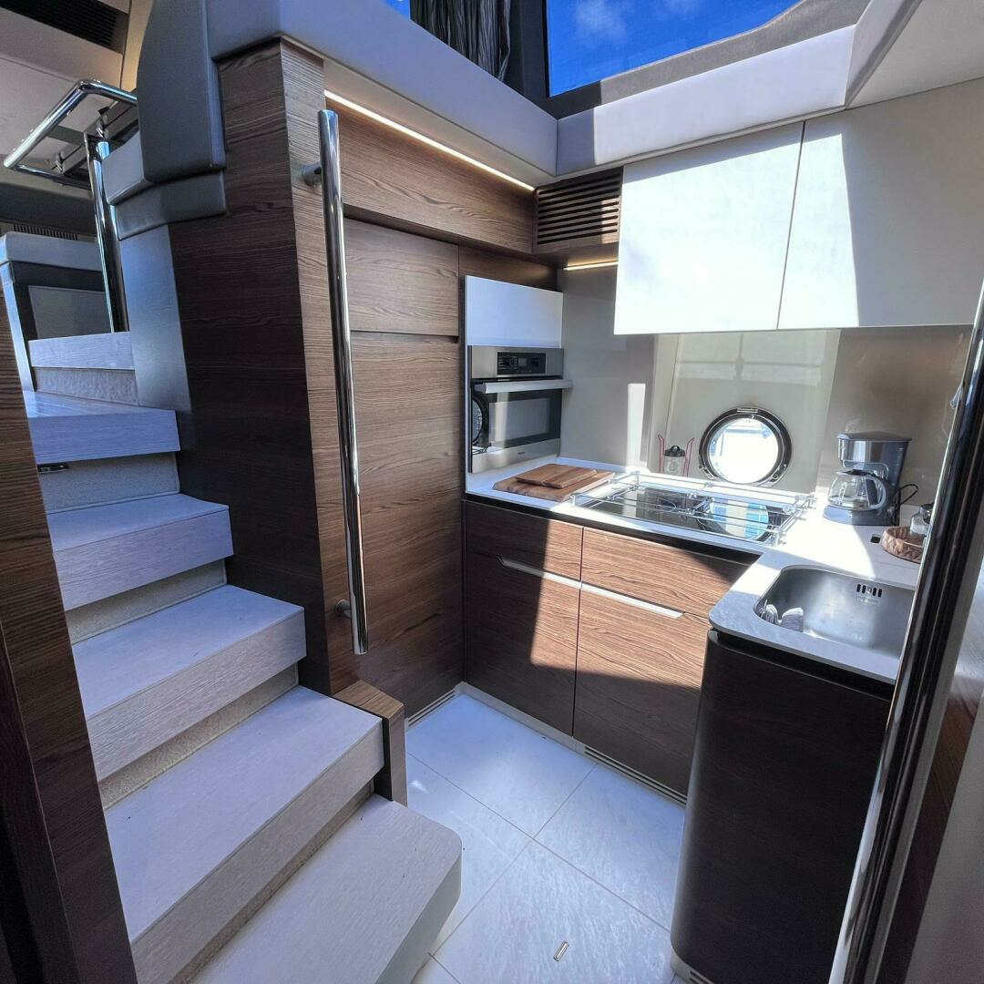 2015 Azimut 50 fly - Image 18