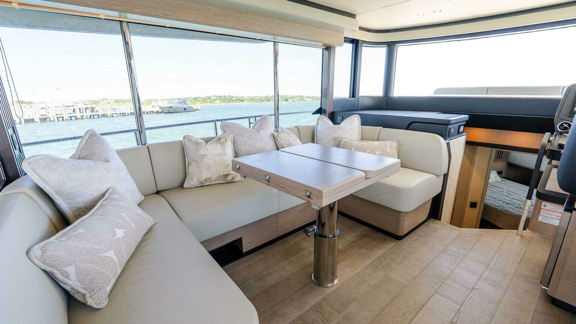 2026 Absolute Navetta 53 - Image 23