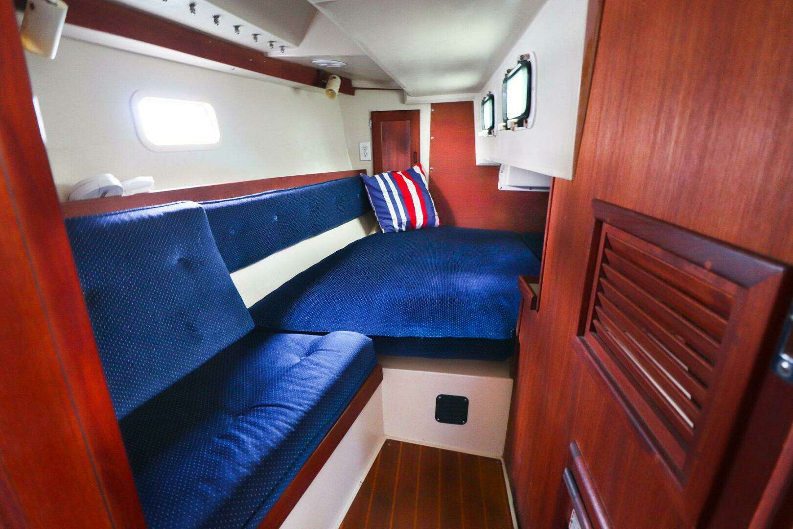 1987 Catalina 34 - Image 14