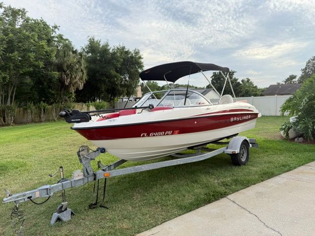 2012 Bayliner 184 SF