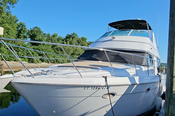 2000 Carver 450 Voyager