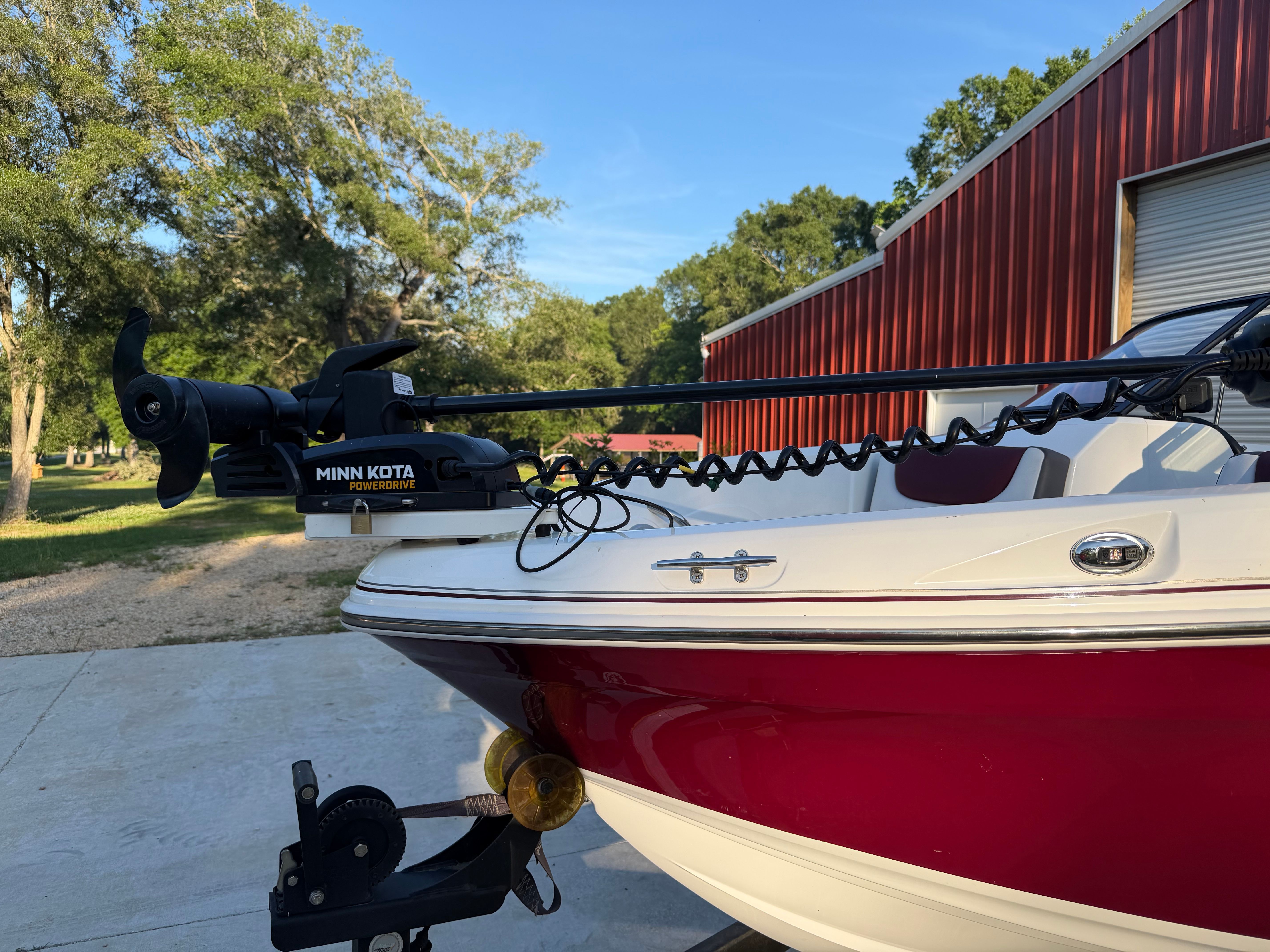 2020 Tracker Tahoe 550TF boat with Minn Kota PowerDrive.
