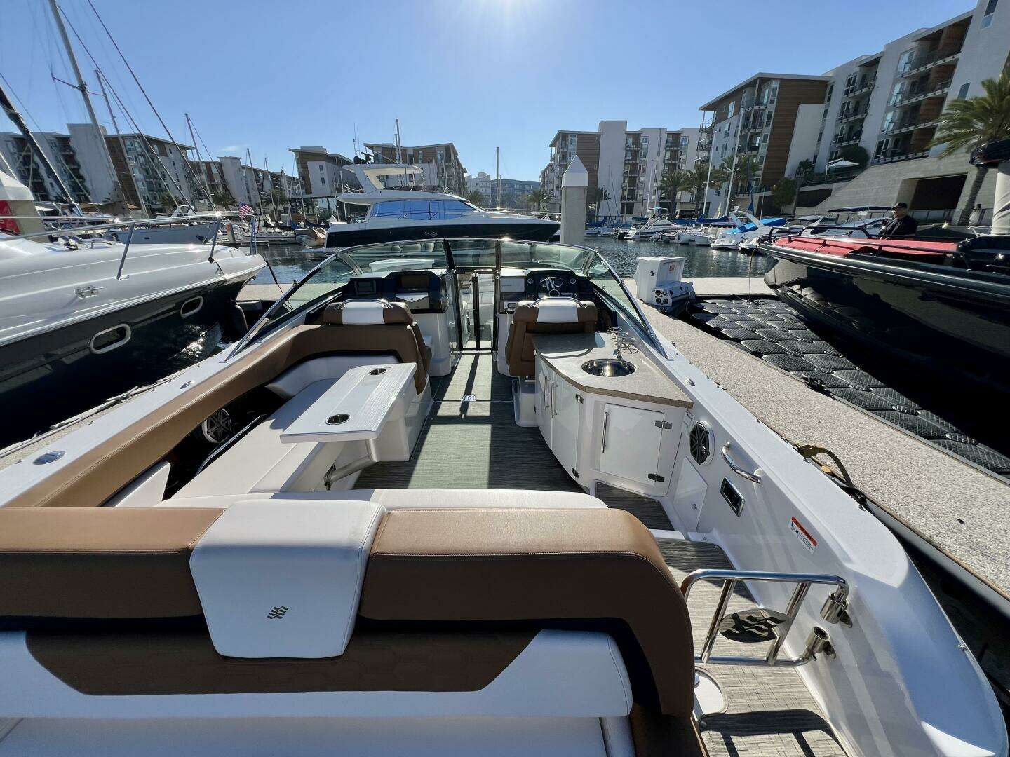 2019 Four Winns H290 - Image 17