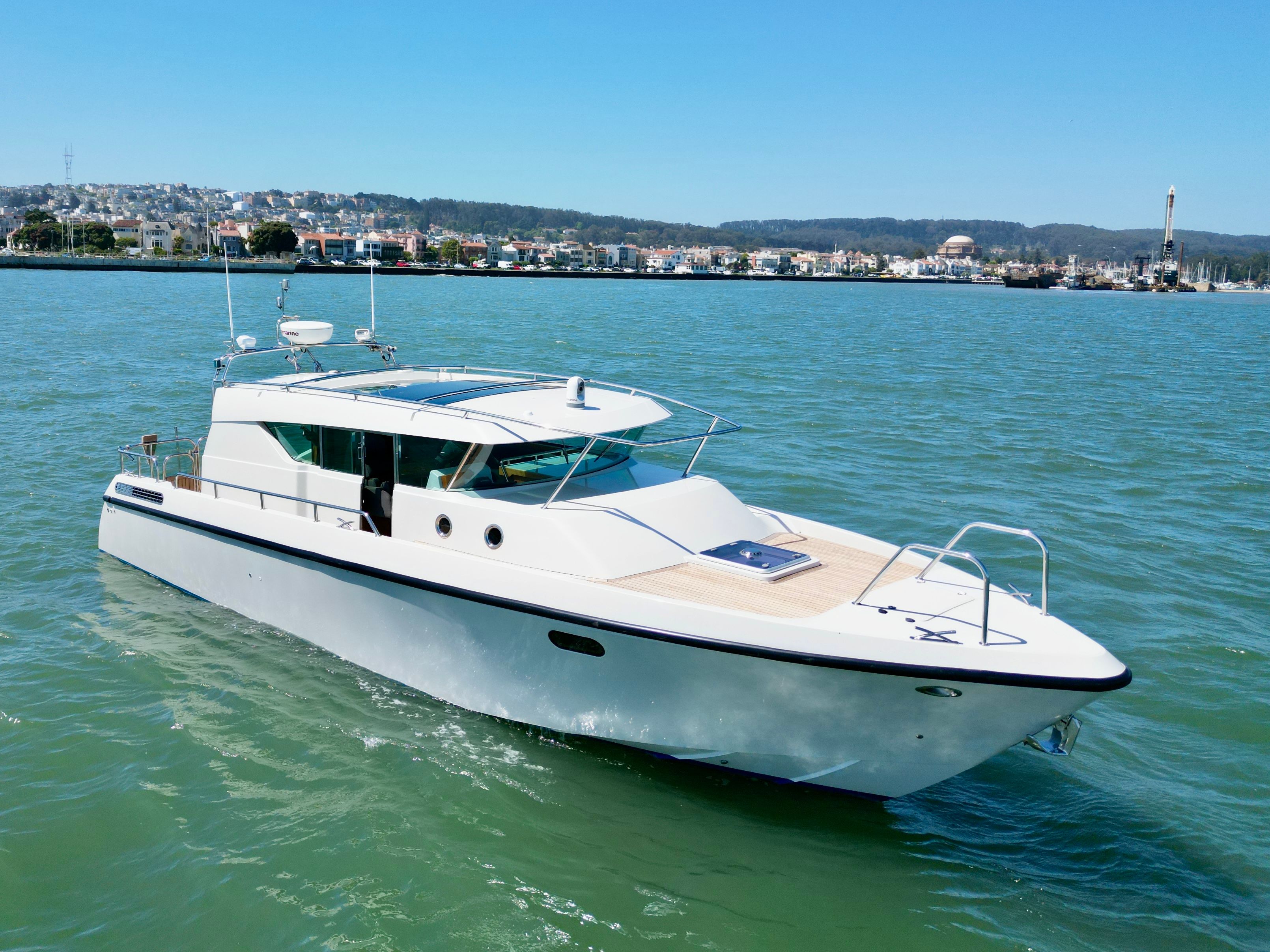 2013 Delta Powerboats 40 Walk Around